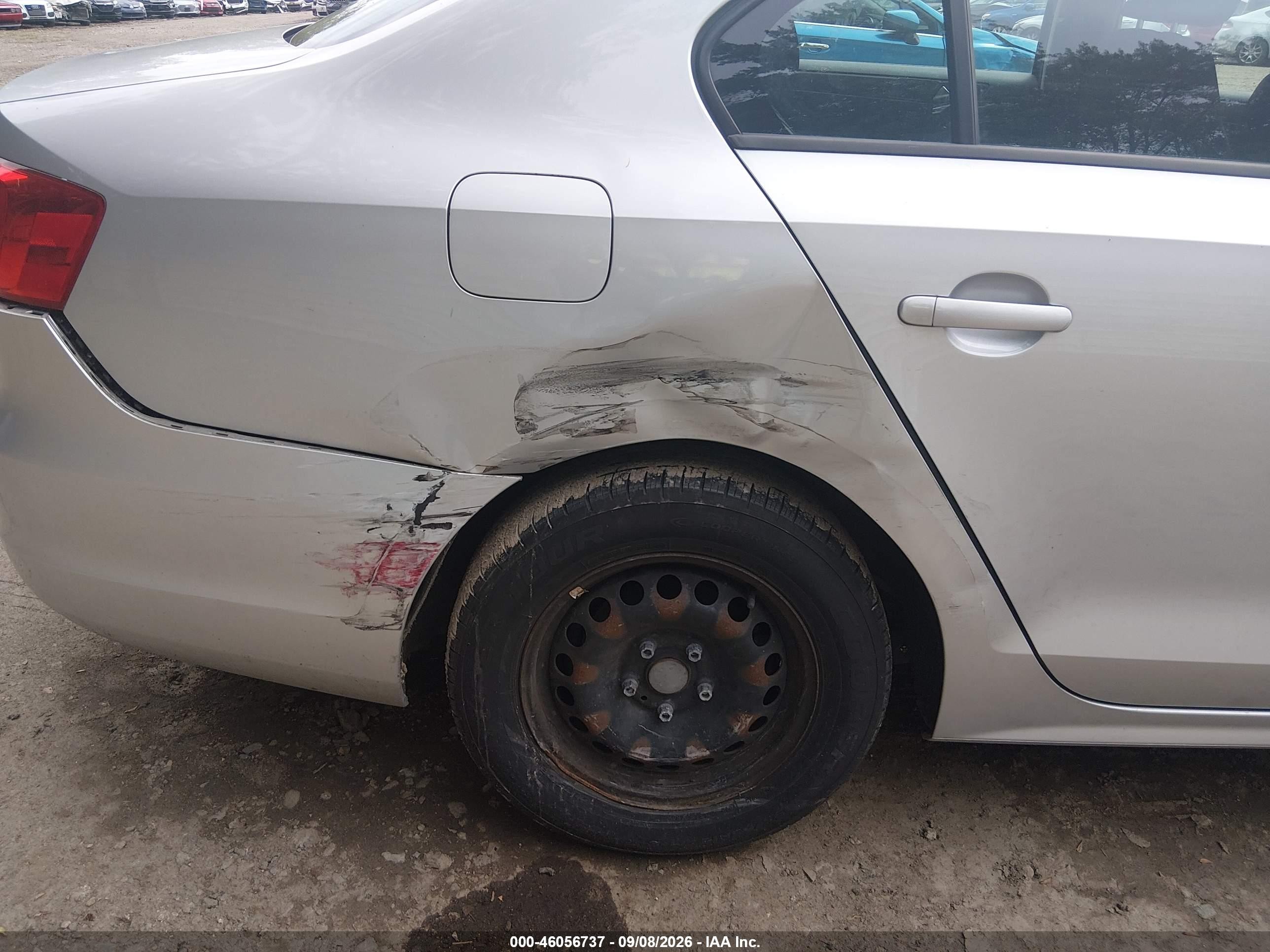 2014 Volkswagen Jetta VIN 3VW2K7AJ6EM366405 IAAI salvage auction — Side, Clear (Massachusetts), sold $1,650 on 2026-09-12 (photo 6)