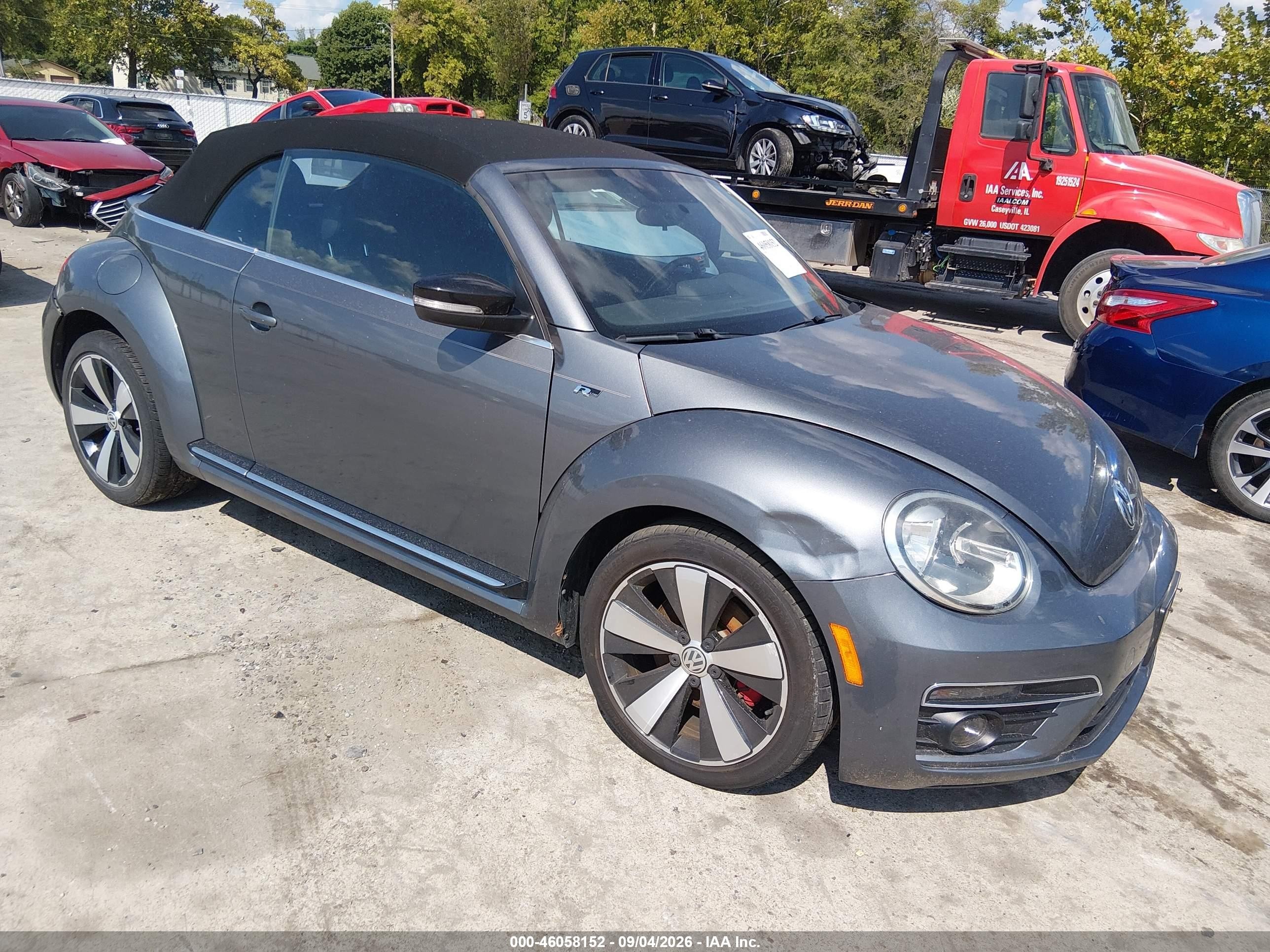 2014 Volkswagen Beetle VIN 3VW7T7AT0EM819549 IAAI salvage auction — Normal Wear, Clear (Illinois), sold $2,525 on 2026-09-29 (photo 1)