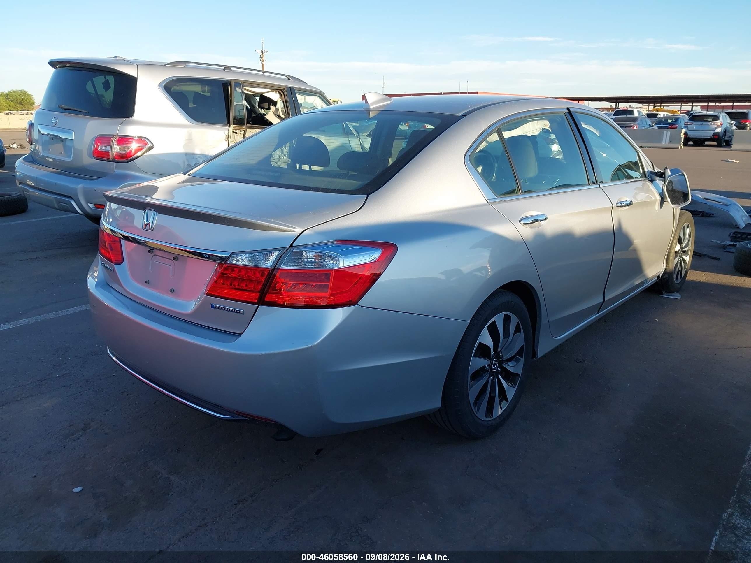 2014 Honda Accord VIN 1HGCR6F5XEA008697 IAAI salvage auction — Unknown, Salvage (Arizona), sold $875 on 2026-09-30 (photo 4)