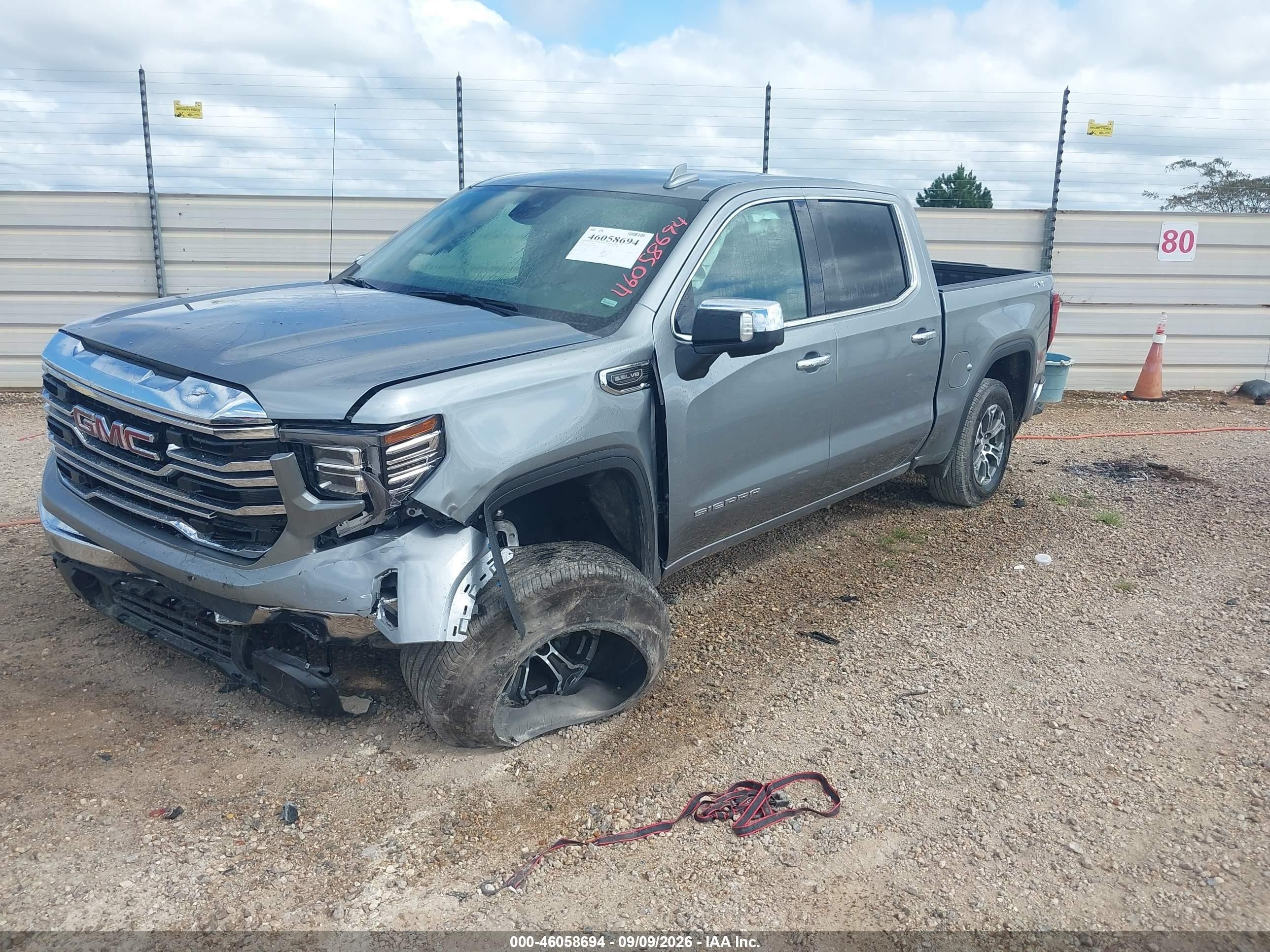 2026 GMC Sierra 1500 VIN 1GTUUDED5TZ267837 IAAI salvage auction — Front End, Enterprise Vehicles Clear Only (South Carolina), sold $20,100 on 2026-09-14 (photo 2)