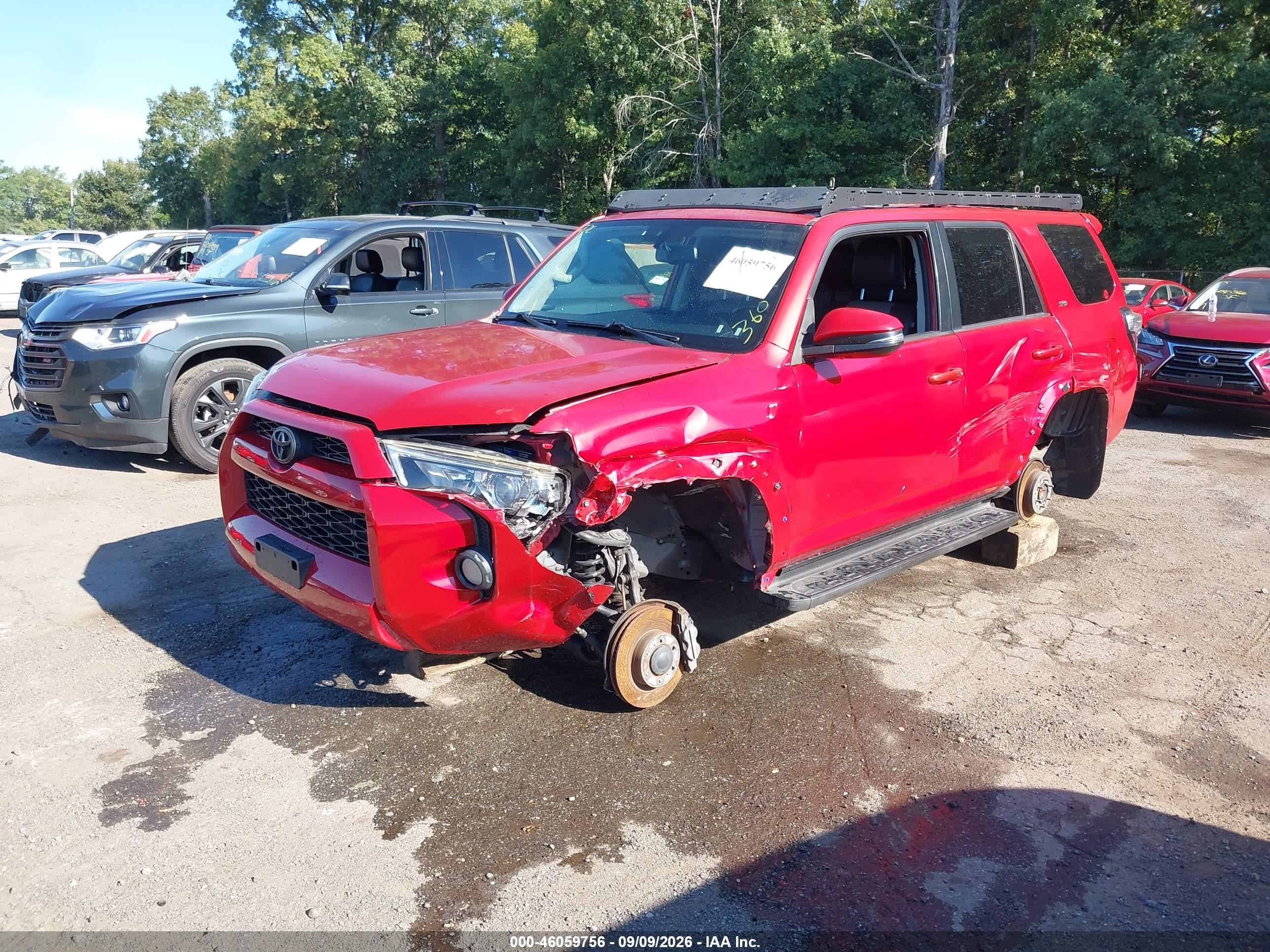 2015 Toyota 4runner VIN JTEBU5JR7F5211582 IAAI salvage auction — Theft, Salvage - 75% Or Less (Maryland), sold $7,300 on 2026-10-08 (photo 2)