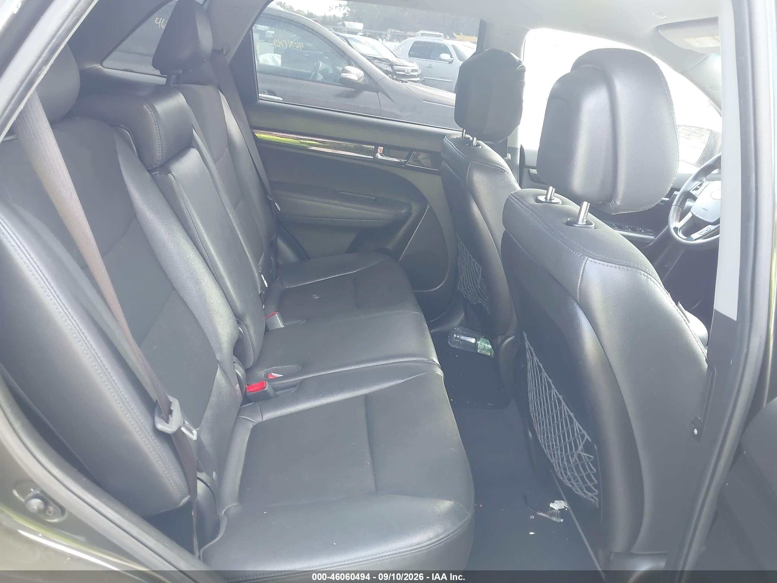 2012 Kia Sorento VIN 5XYKUCA67CG261318 IAAI salvage auction — Side, Mv-907A (New York), sold $575 on 2026-09-28 (photo 8)