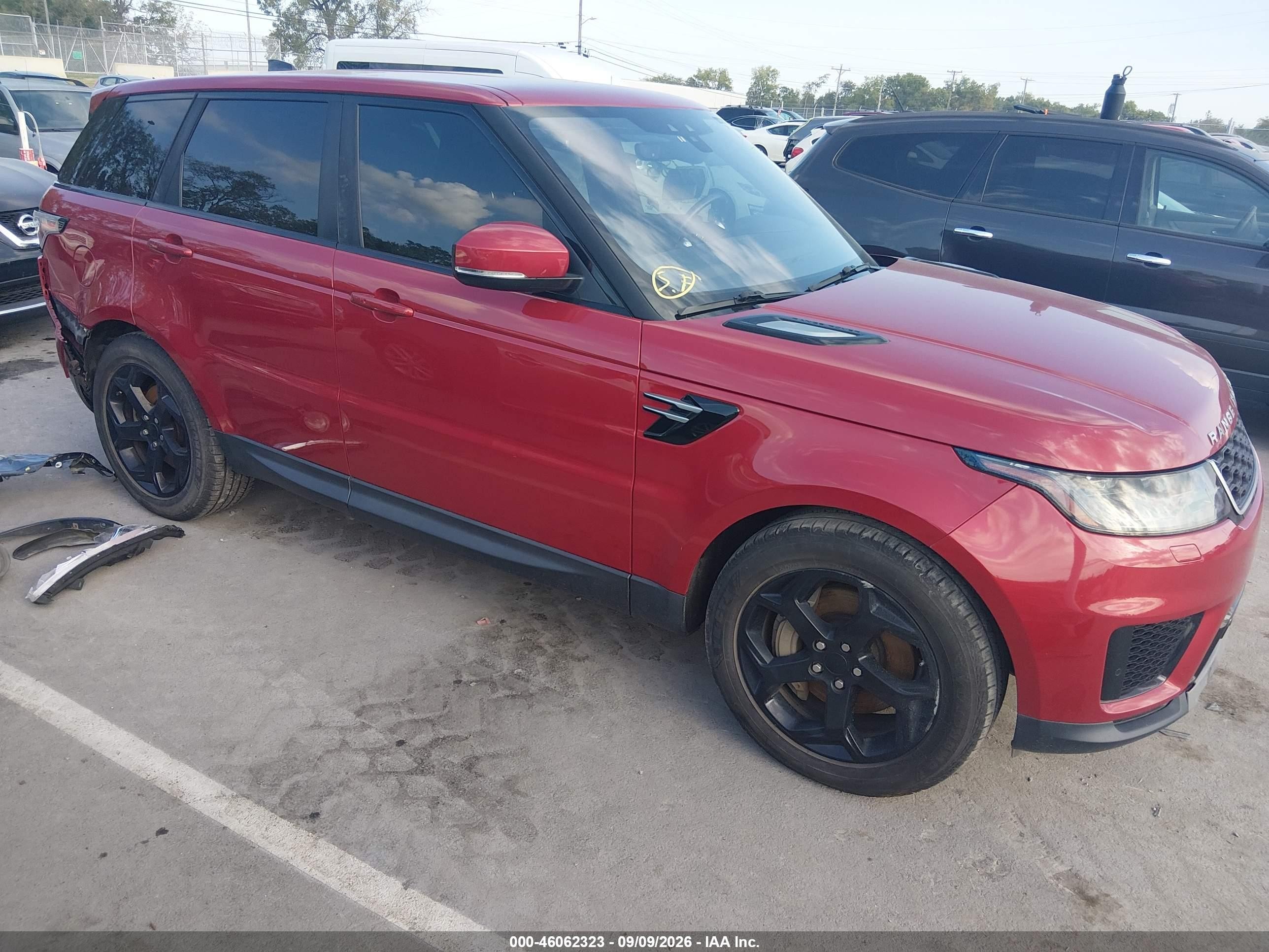 2020 Land Rover Range Rover Sport VIN SALWG2SUXLA717515 — IAAI salvage auction photo