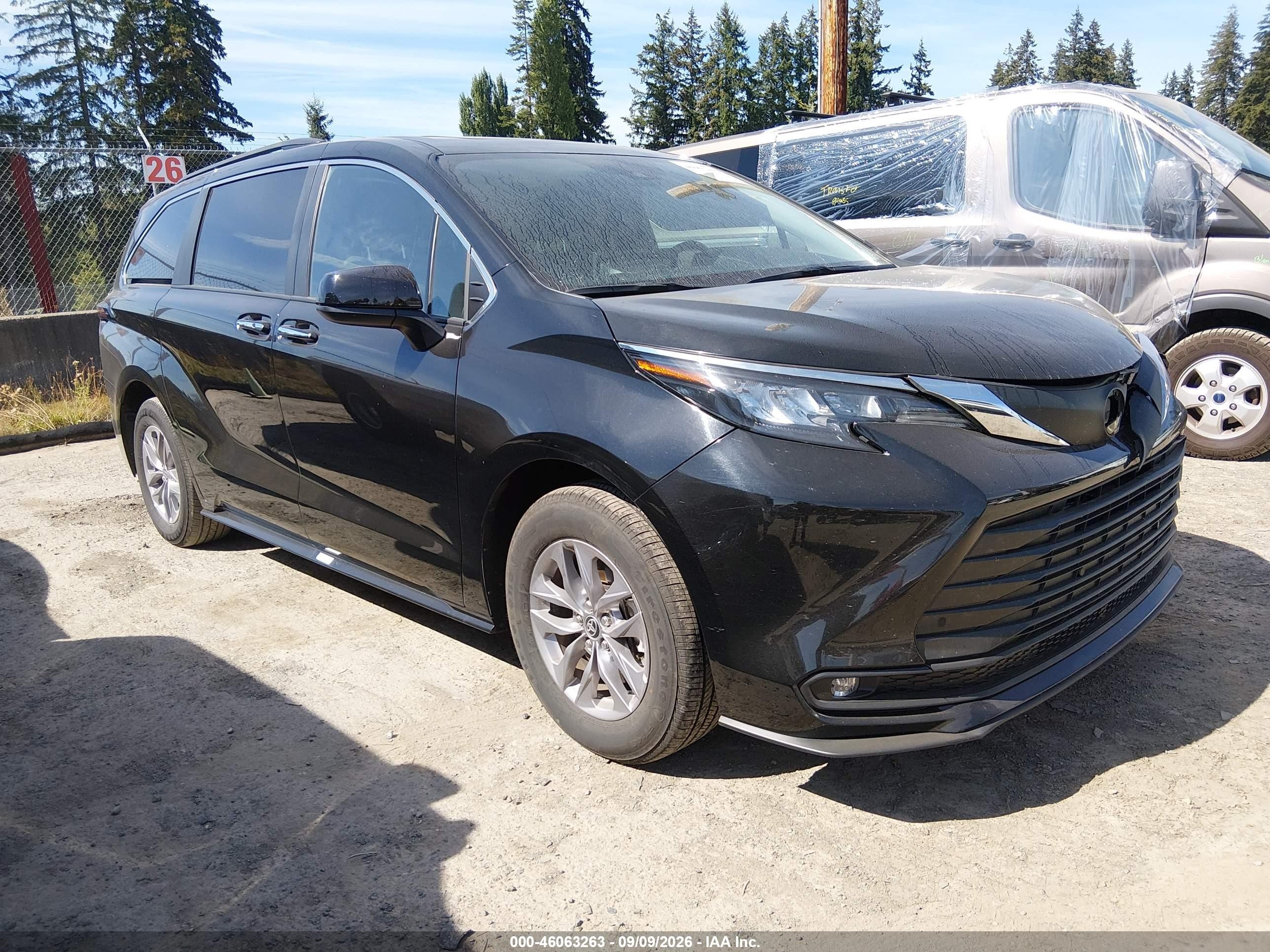 2026 Toyota Sienna VIN 5TDYRKEC6TS324594 IAAI salvage auction — Front End, Enterprise Vehicles Clear Only (Idaho), sold $34,000 on 2026-09-14 (photo 1)
