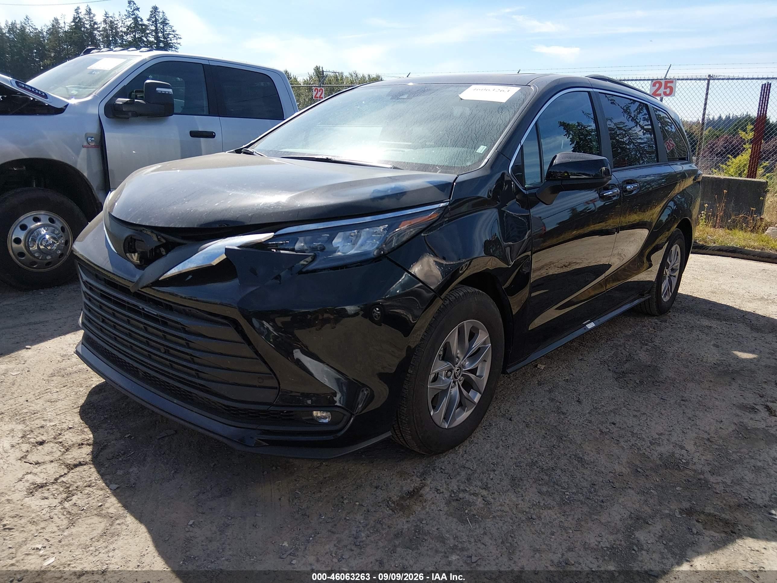 2026 Toyota Sienna VIN 5TDYRKEC6TS324594 IAAI salvage auction — Front End, Enterprise Vehicles Clear Only (Idaho), sold $34,000 on 2026-09-14 (photo 2)