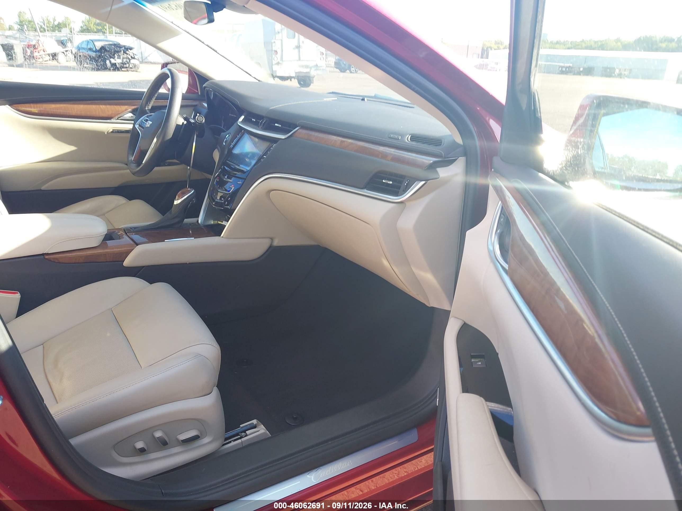 2019 Cadillac XTS VIN 2G61M5S38K9160832 IAAI salvage auction — Hail, Salvage (Ohio), sold $7,800 on 2026-09-19 (photo 5)