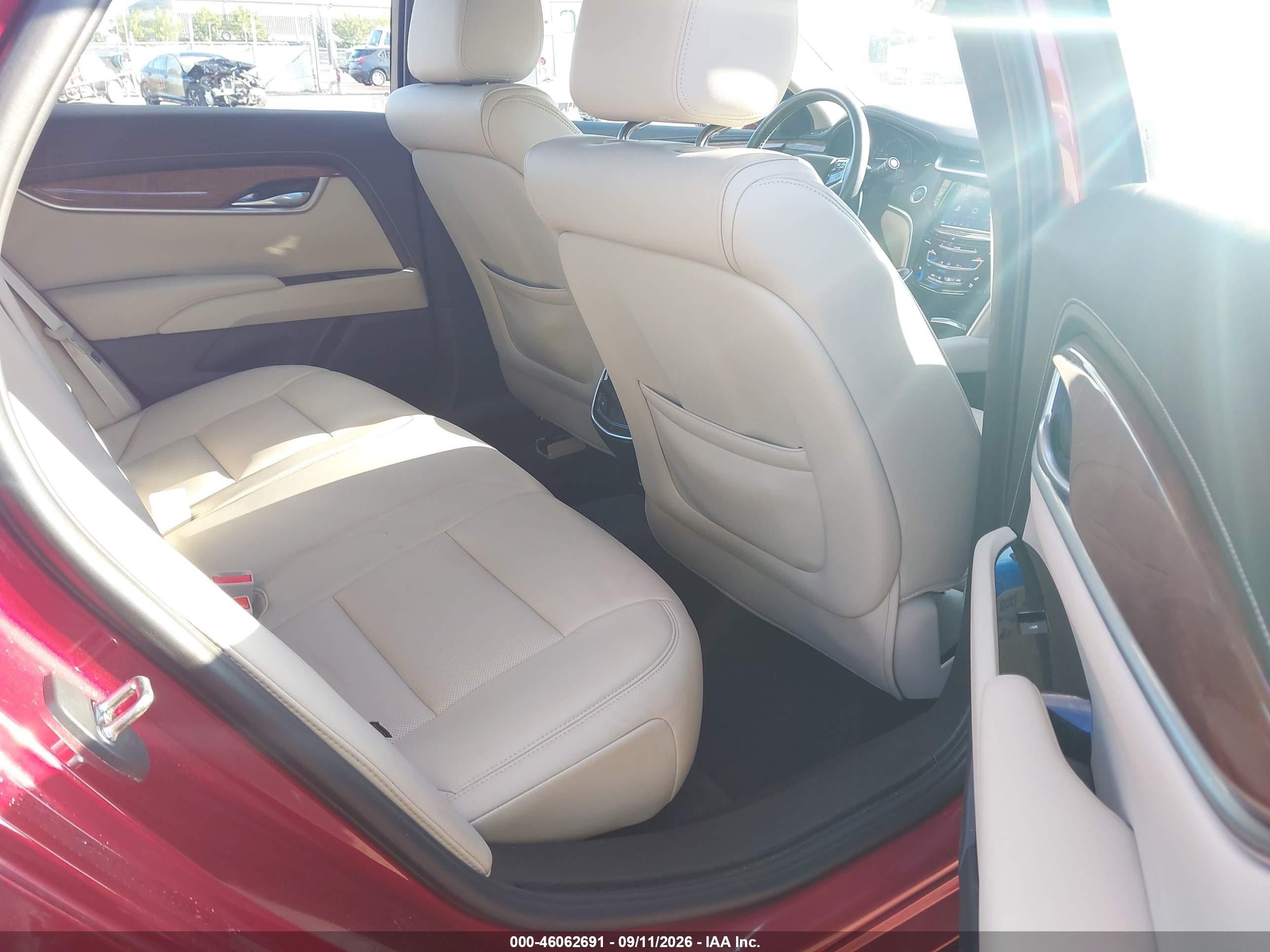 2019 Cadillac XTS VIN 2G61M5S38K9160832 IAAI salvage auction — Hail, Salvage (Ohio), sold $7,800 on 2026-09-19 (photo 8)