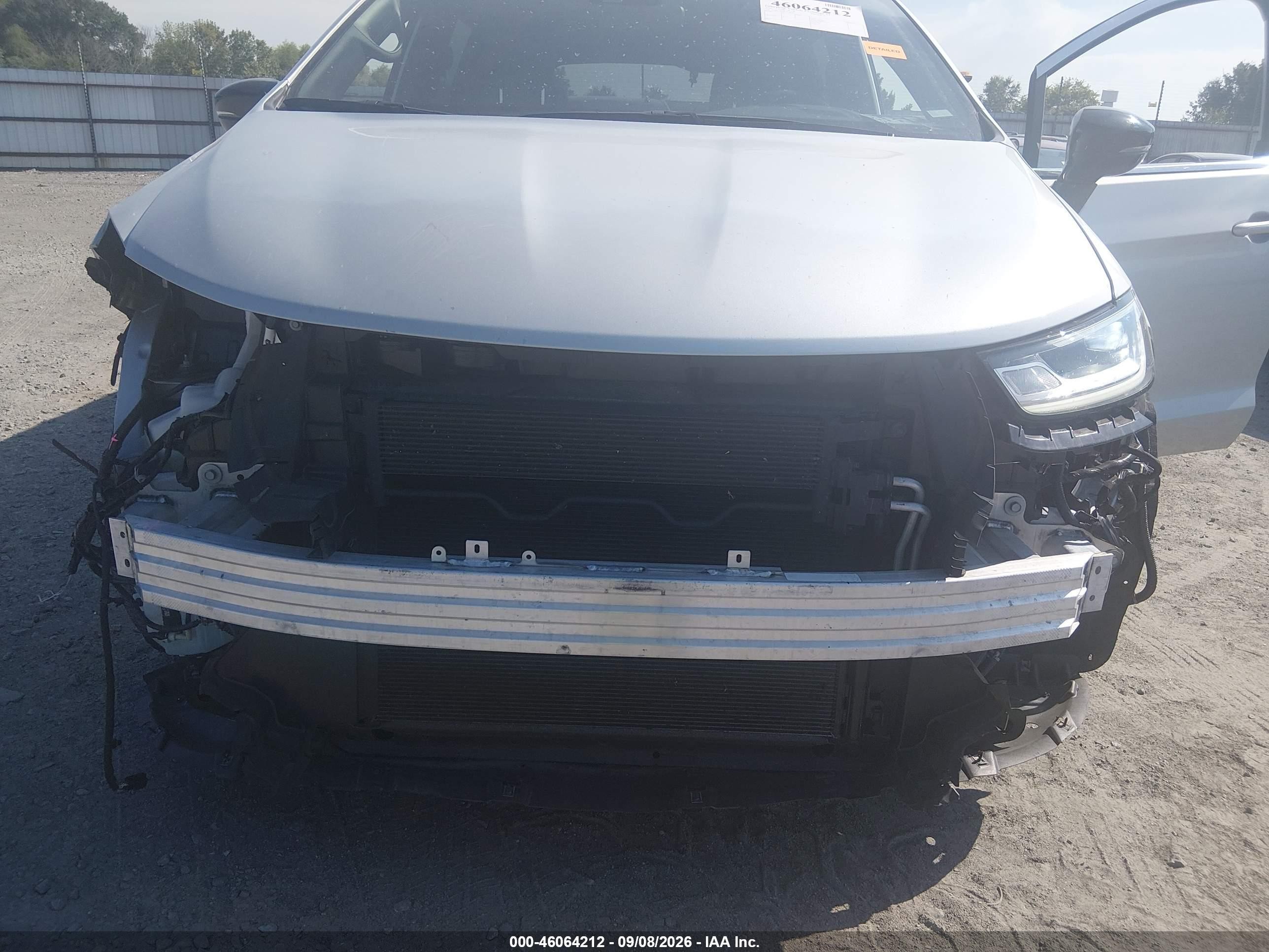 2026 Chrysler Pacifica VIN 2C4RC1BG9TR179499 IAAI salvage auction — Front End, Enterprise Vehicles Clear Only (Florida), sold $15,100 on 2026-09-11 (photo 6)