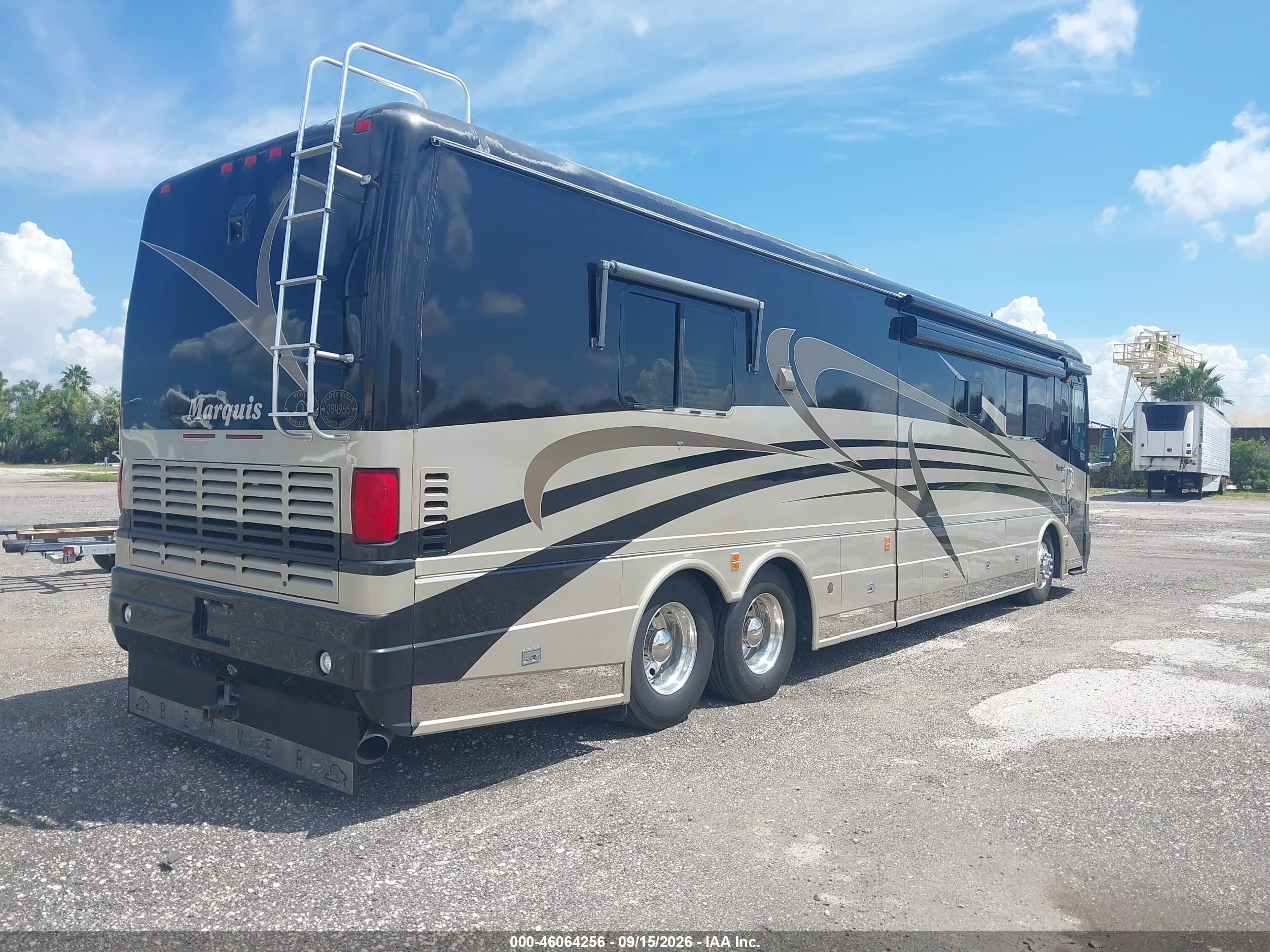 2003 Roadmaster Rail Magnum B-series VIN 1RFC6561233022635 IAAI salvage auction — Unknown, Rebuildable (Florida), sold $7,450 on 2026-09-28 (photo 4)