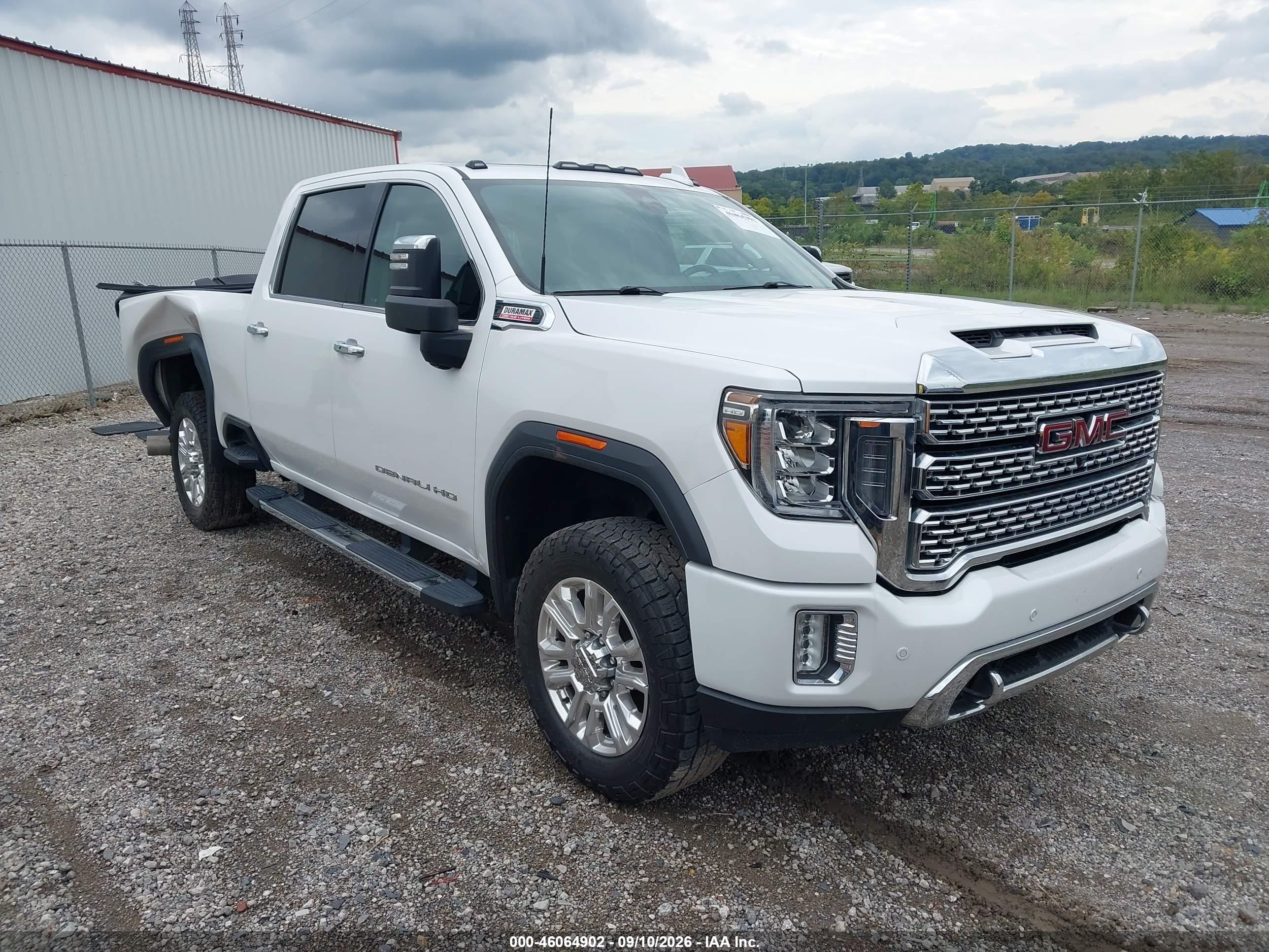 2020 GMC Sierra VIN 1GT49REY0LF227586 — IAAI salvage auction photo