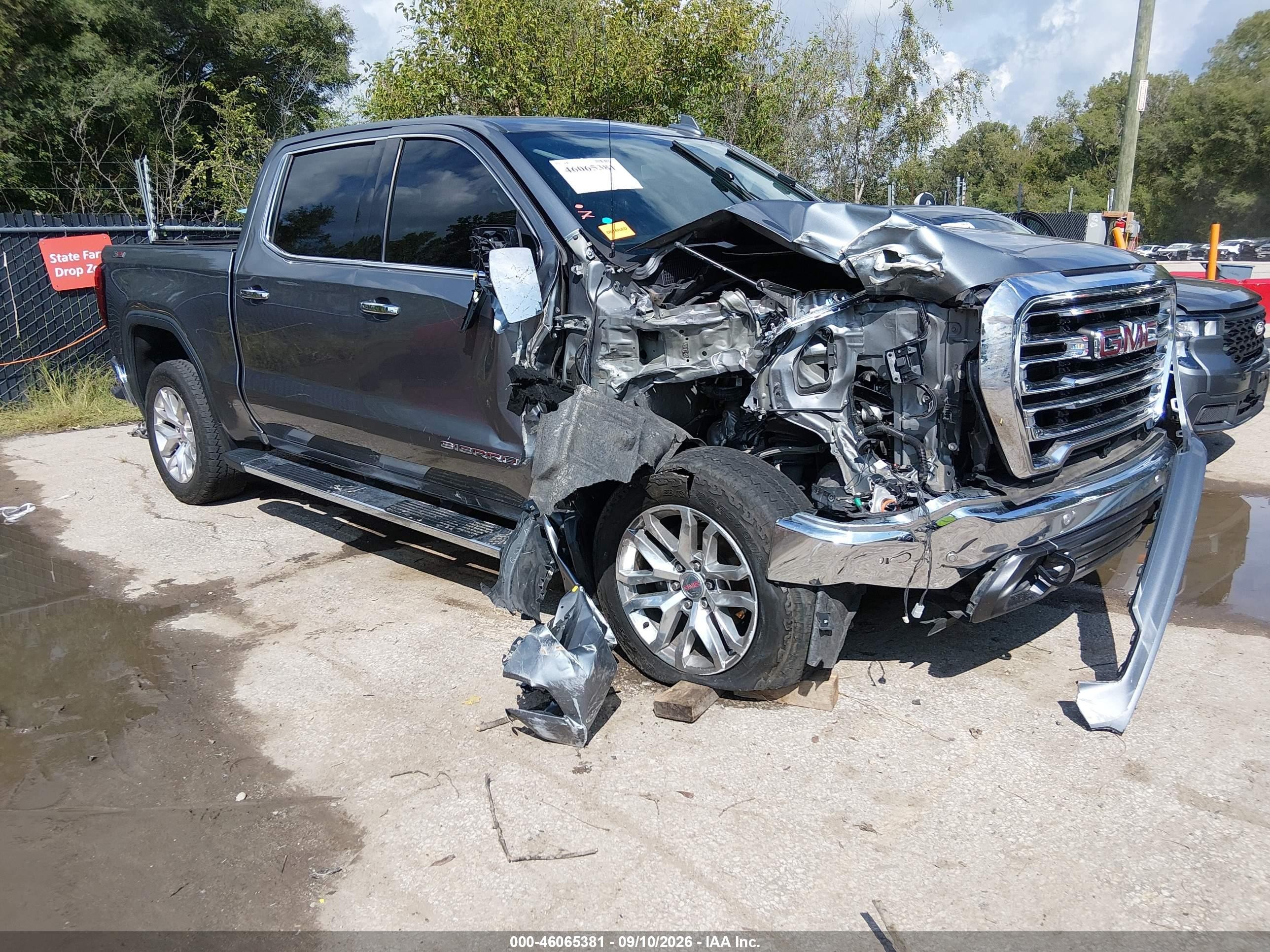 2019 GMC Sierra 1500 VIN 3GTU9DEDXKG162713 — IAAI salvage auction photo