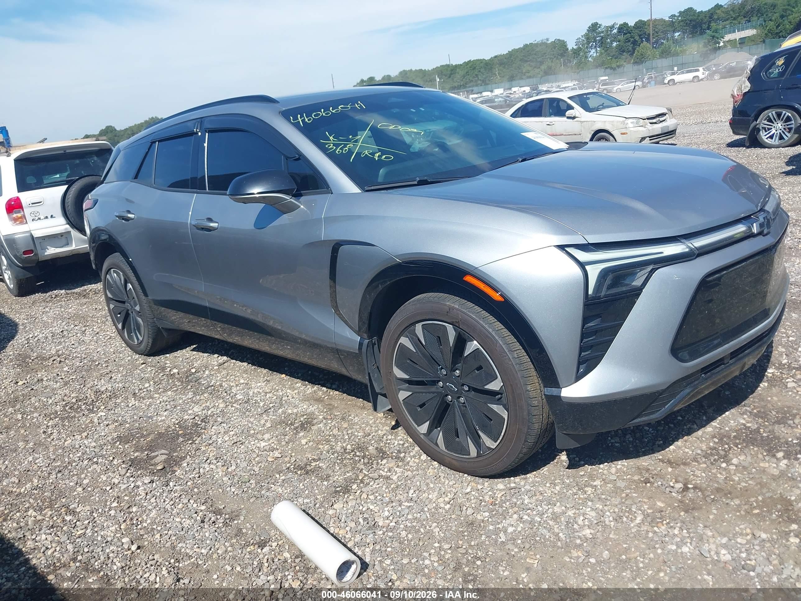 2024 Chevrolet Blazer VIN 3GNKDCRJ8RS138814 — IAAI salvage auction photo