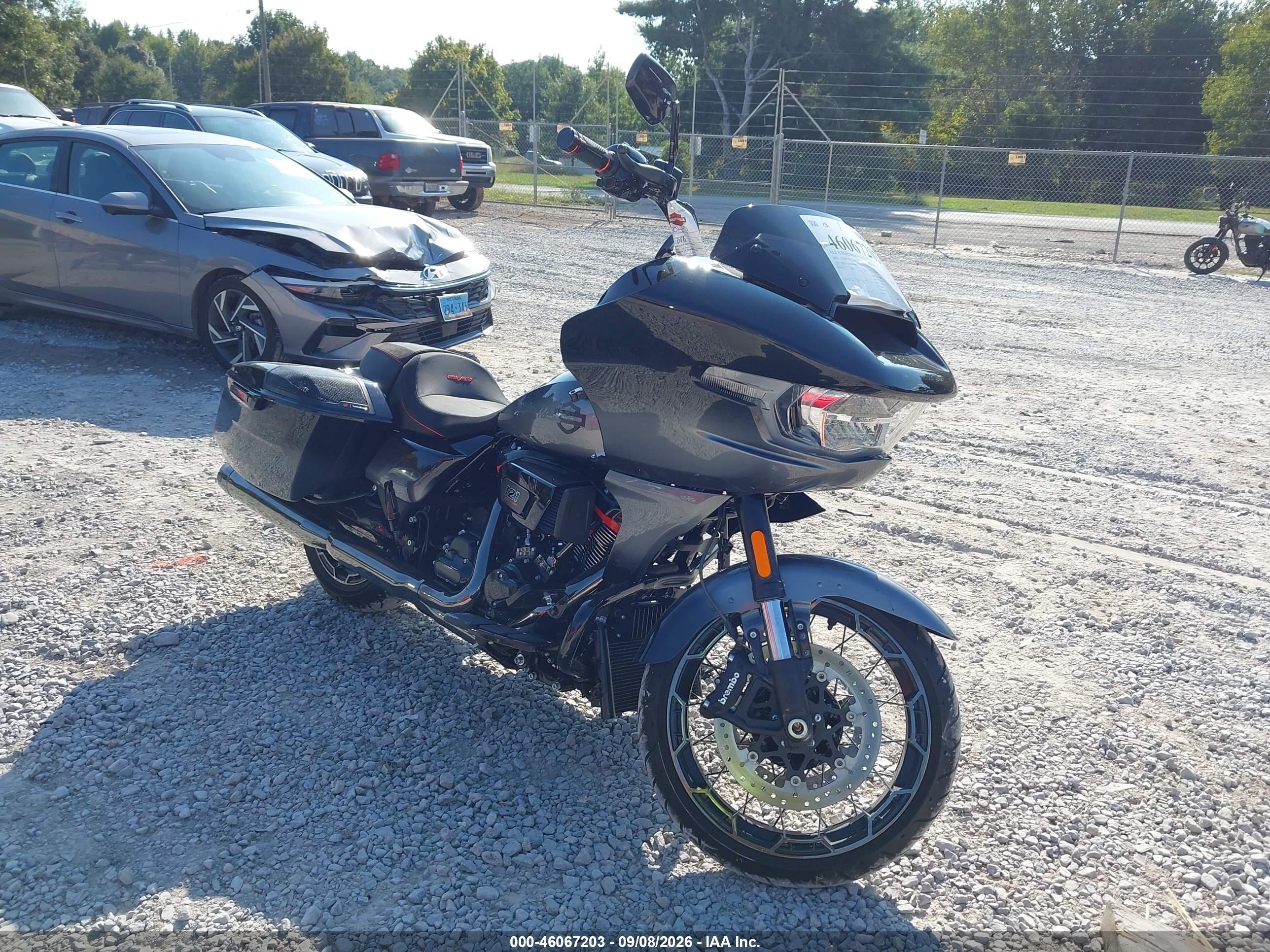 2025 Harley-Davidson FLTRXSE VIN 1HD1TC616SB960572 — IAAI salvage auction photo