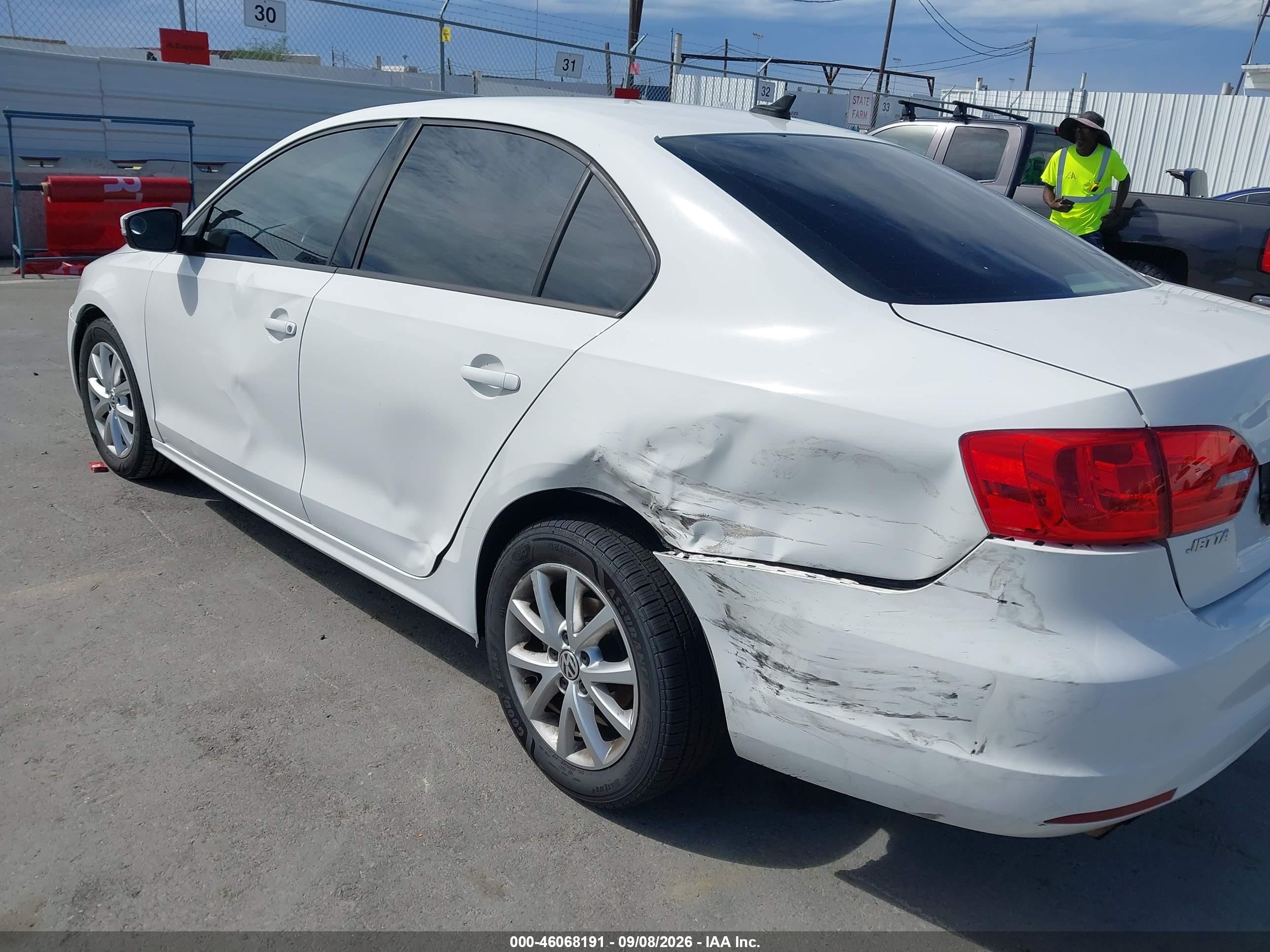 2012 Volkswagen Jetta VIN 3VWDP7AJXCM412793 IAAI salvage auction — Side, Salvage (California), sold $900 on 2026-09-25 (photo 6)