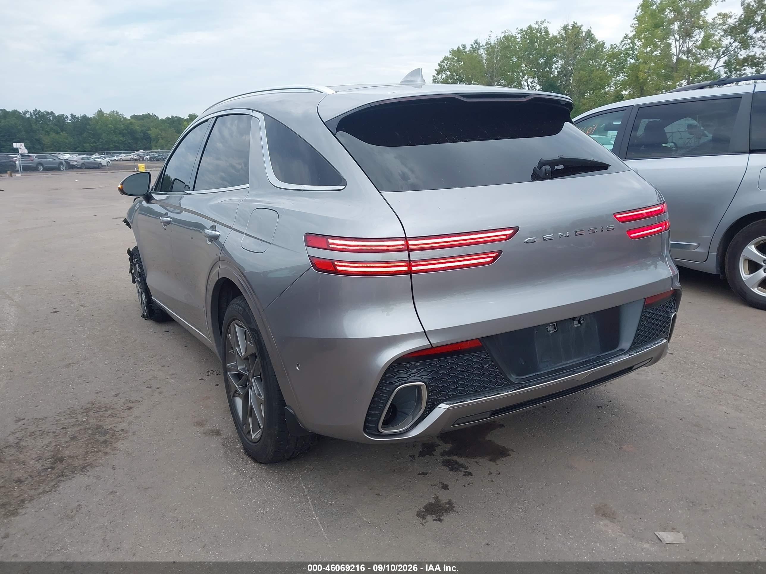 2022 Genesis Gv70 VIN KMUMADTB3NU045935 IAAI salvage auction — Front End, Salvage (Ohio), sold $9,700 on 2026-10-08 (photo 3)