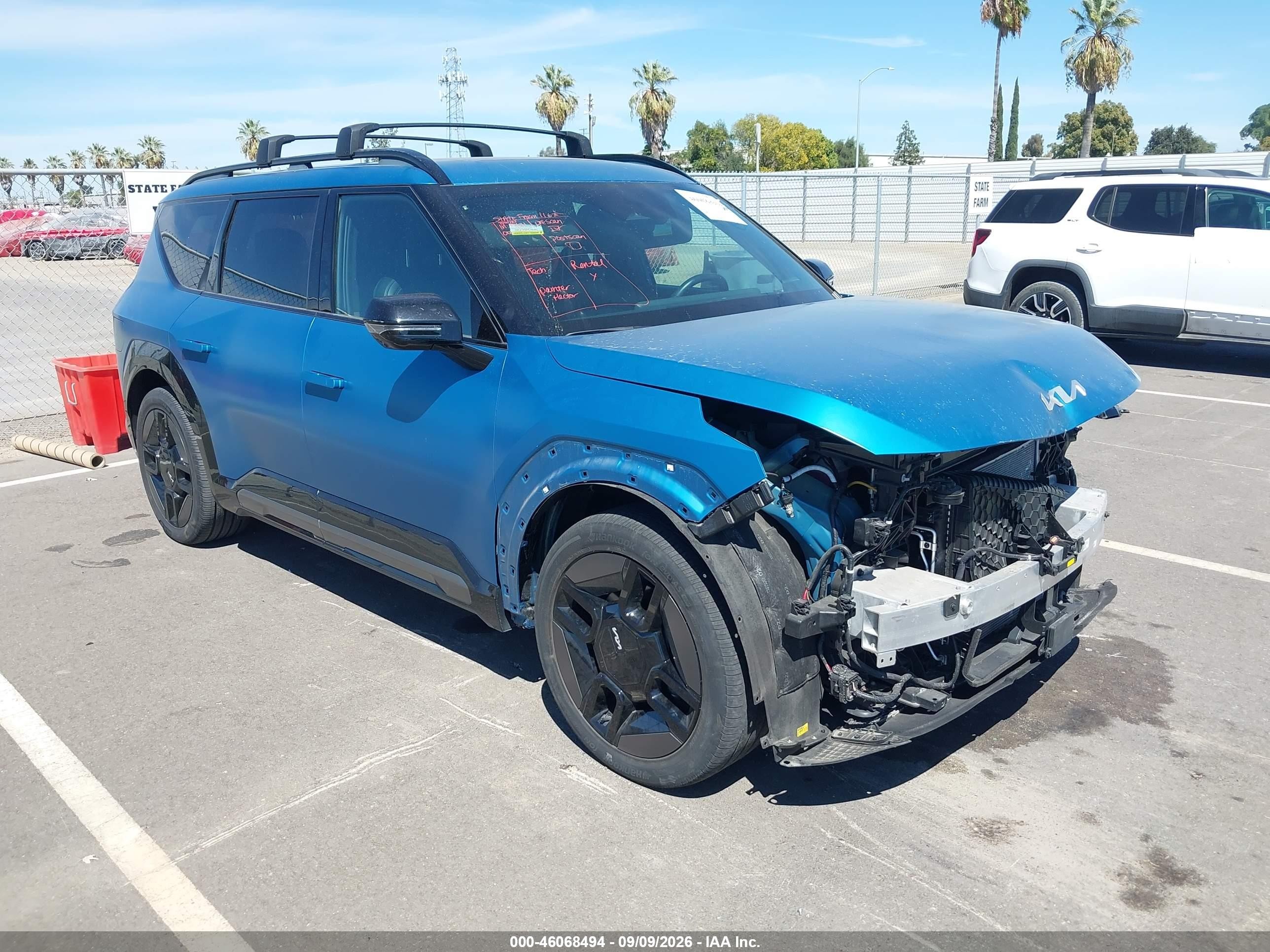 2024 Kia EV9 VIN KNDAEFS59R6023420 — IAAI salvage auction photo