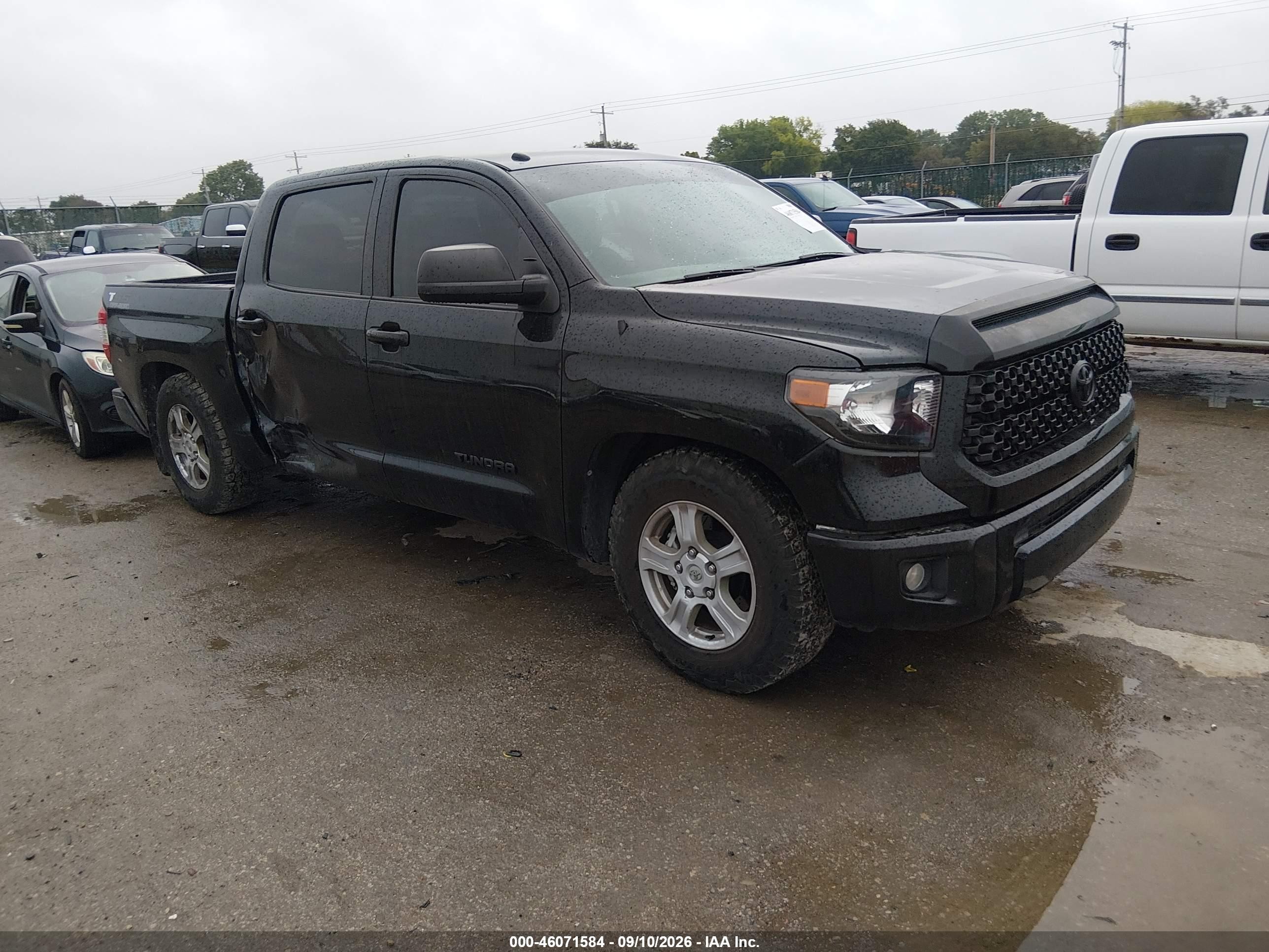 2014 Toyota Tundra VIN 5TFEY5F19EX170884 — IAAI salvage auction photo