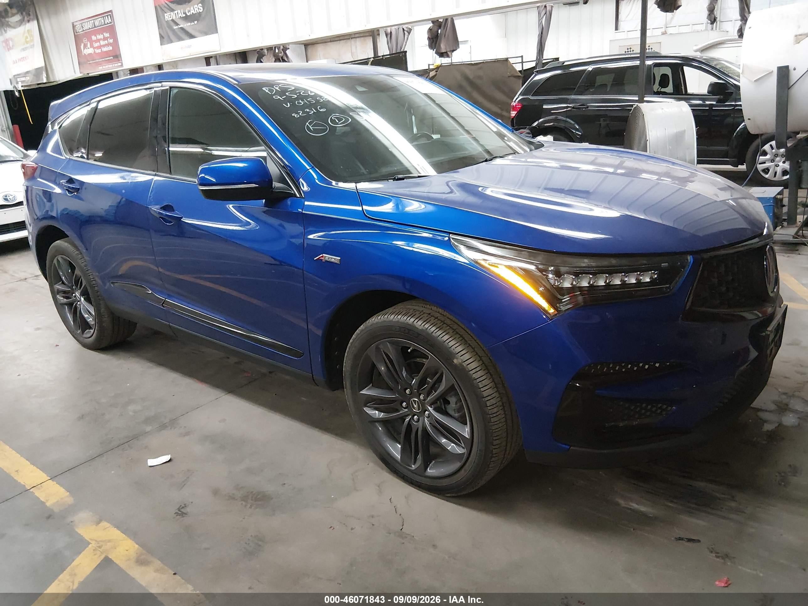 2021 Acura RDX VIN 5J8TC2H63ML045528 — IAAI salvage auction photo