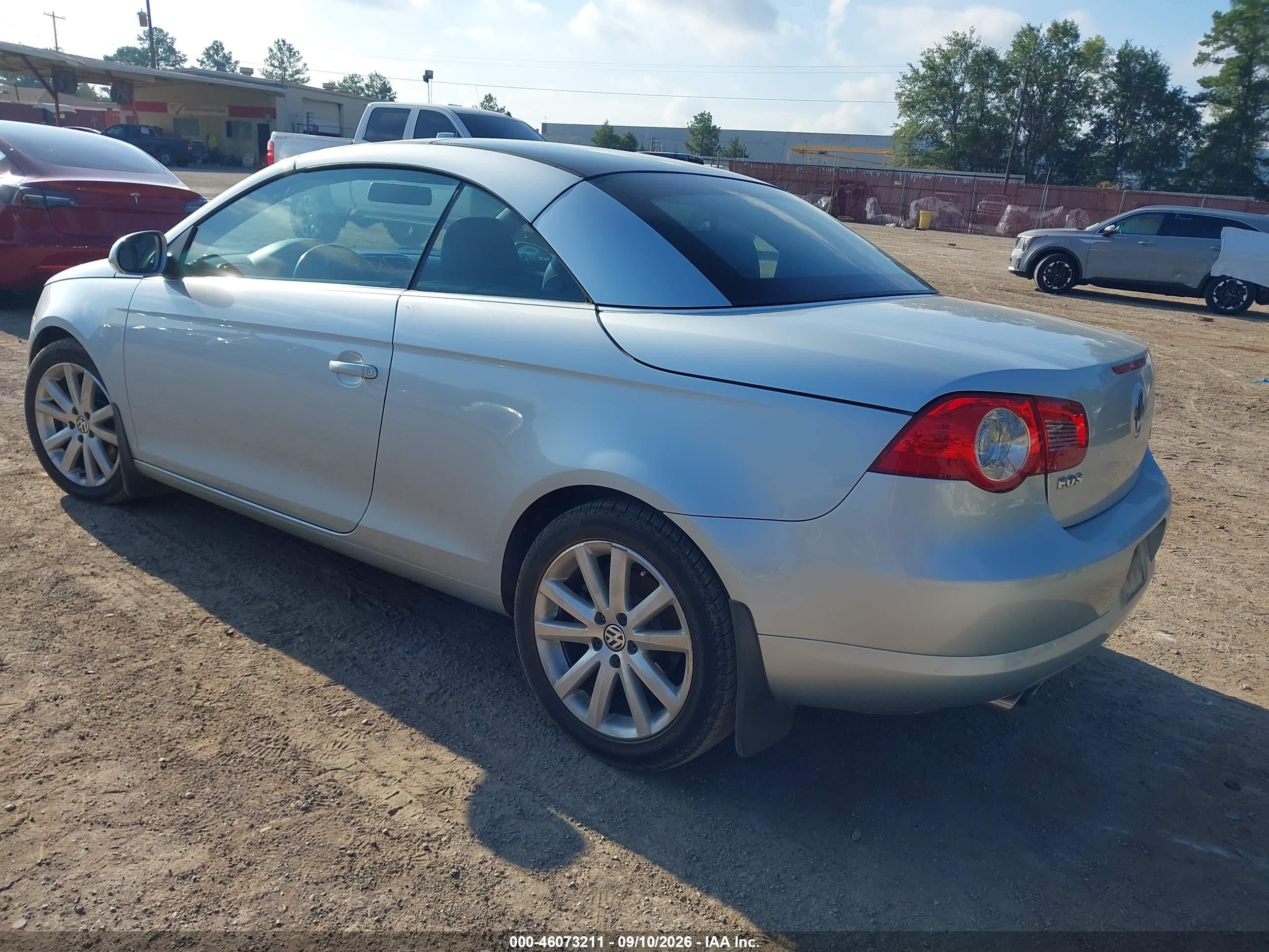 2008 Volkswagen Eos VIN WVWBA71F48V048780 IAAI salvage auction — Front End, Original (Texas), sold $1,100 on 2026-10-05 (photo 3)