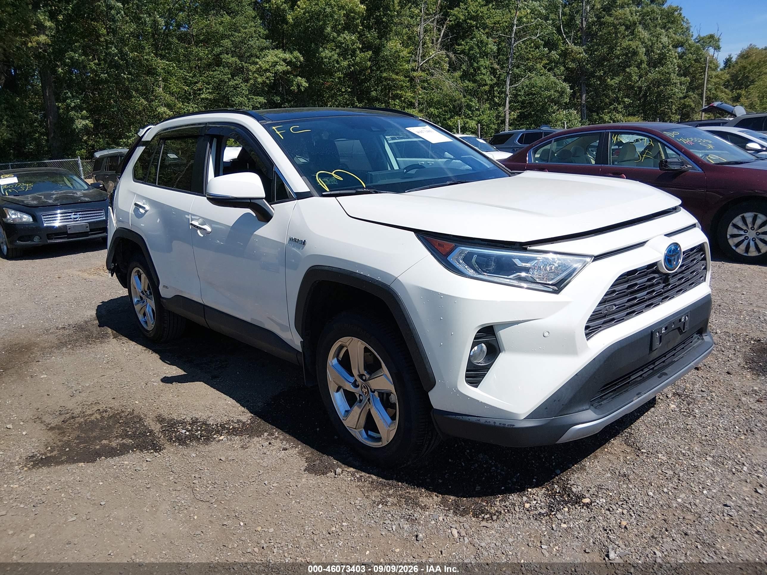 2021 Toyota RAV4 Hybrid VIN 4T3D6RFV6MU042827 — IAAI salvage auction photo