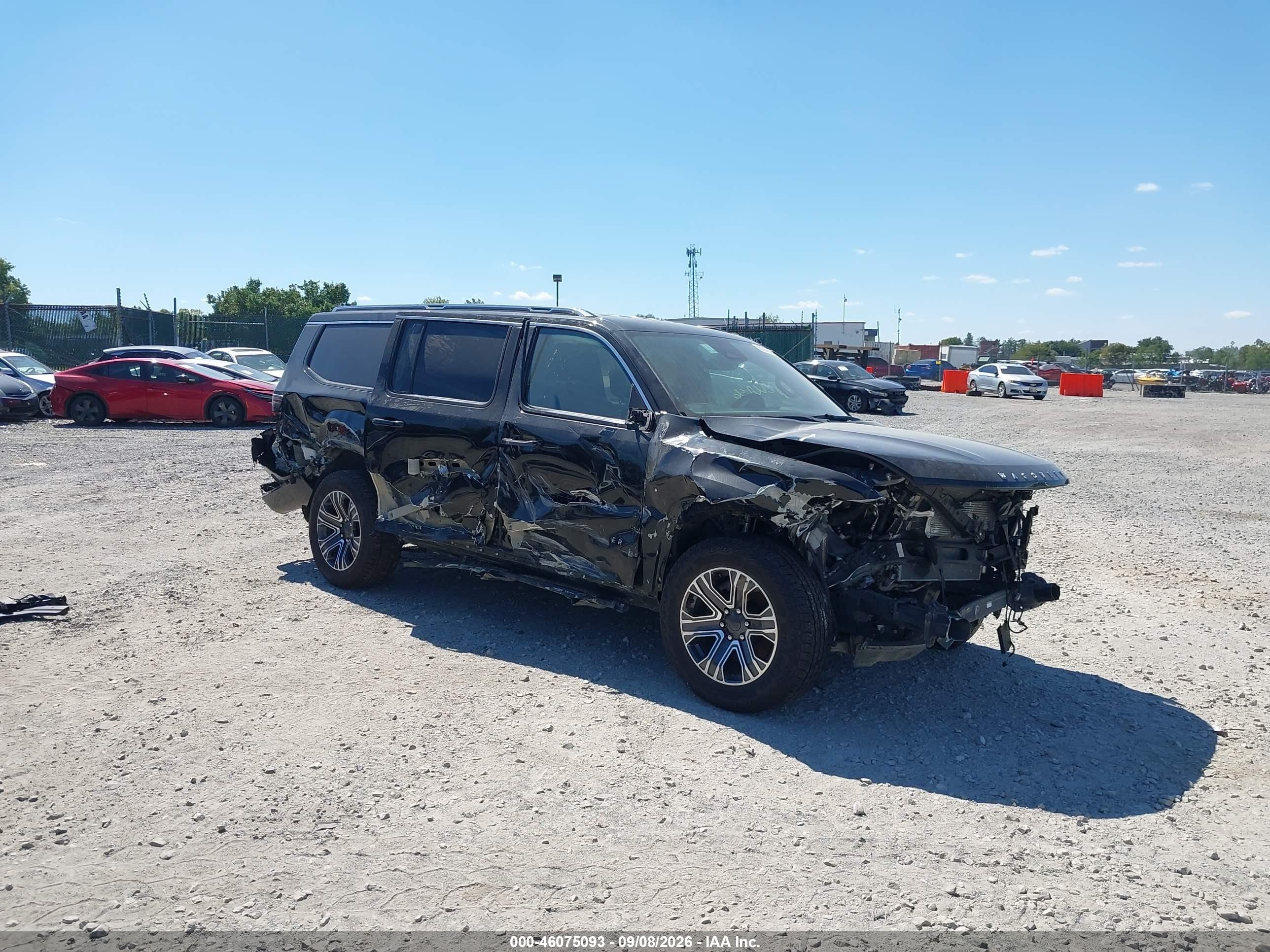 2024 Jeep Wagoneer VIN 1C4SJSBP8RS132016 — IAAI salvage auction photo