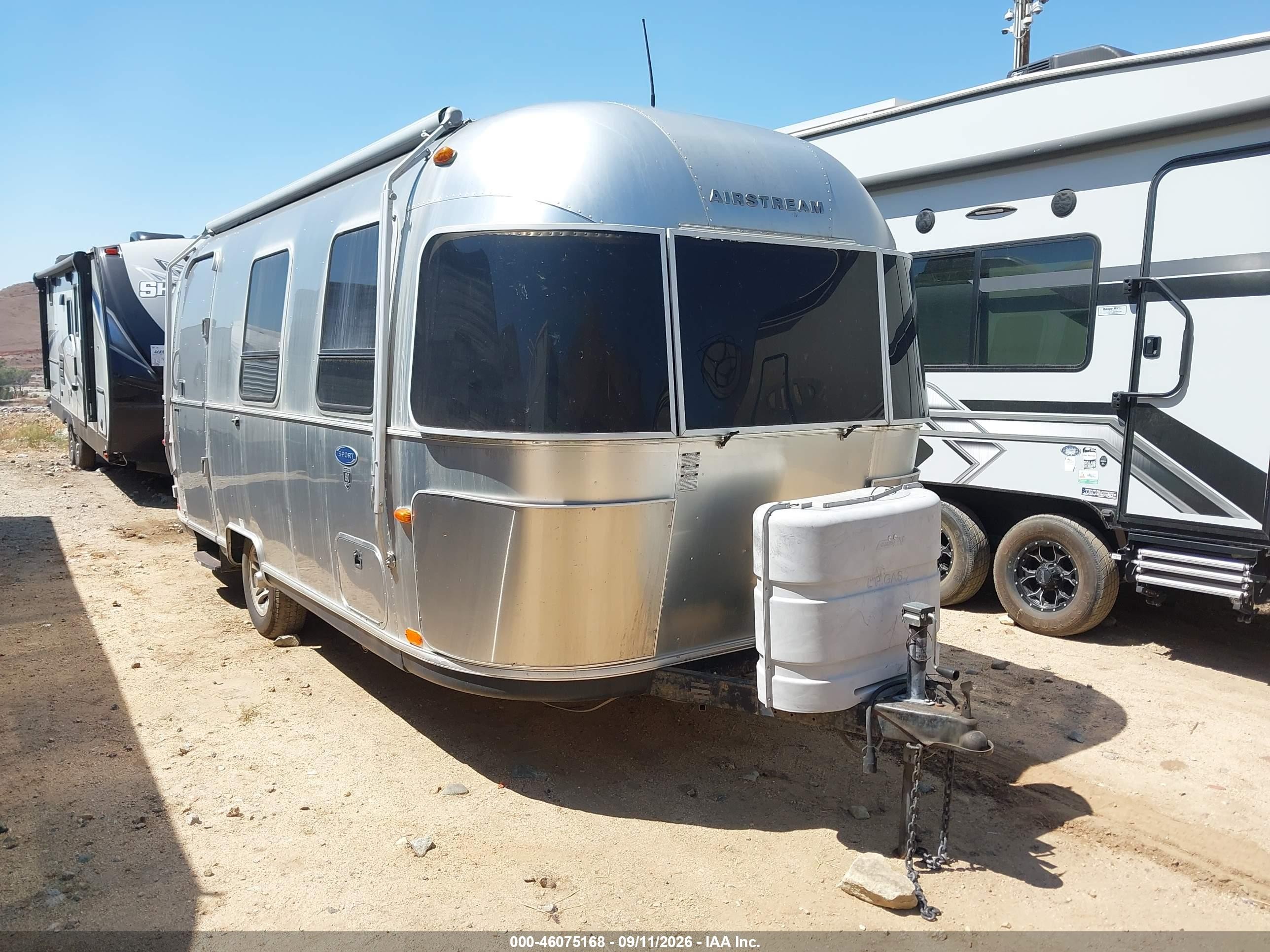 2012 Airstream Sport VIN 1STVRTF12CJ525977 — IAAI salvage auction photo