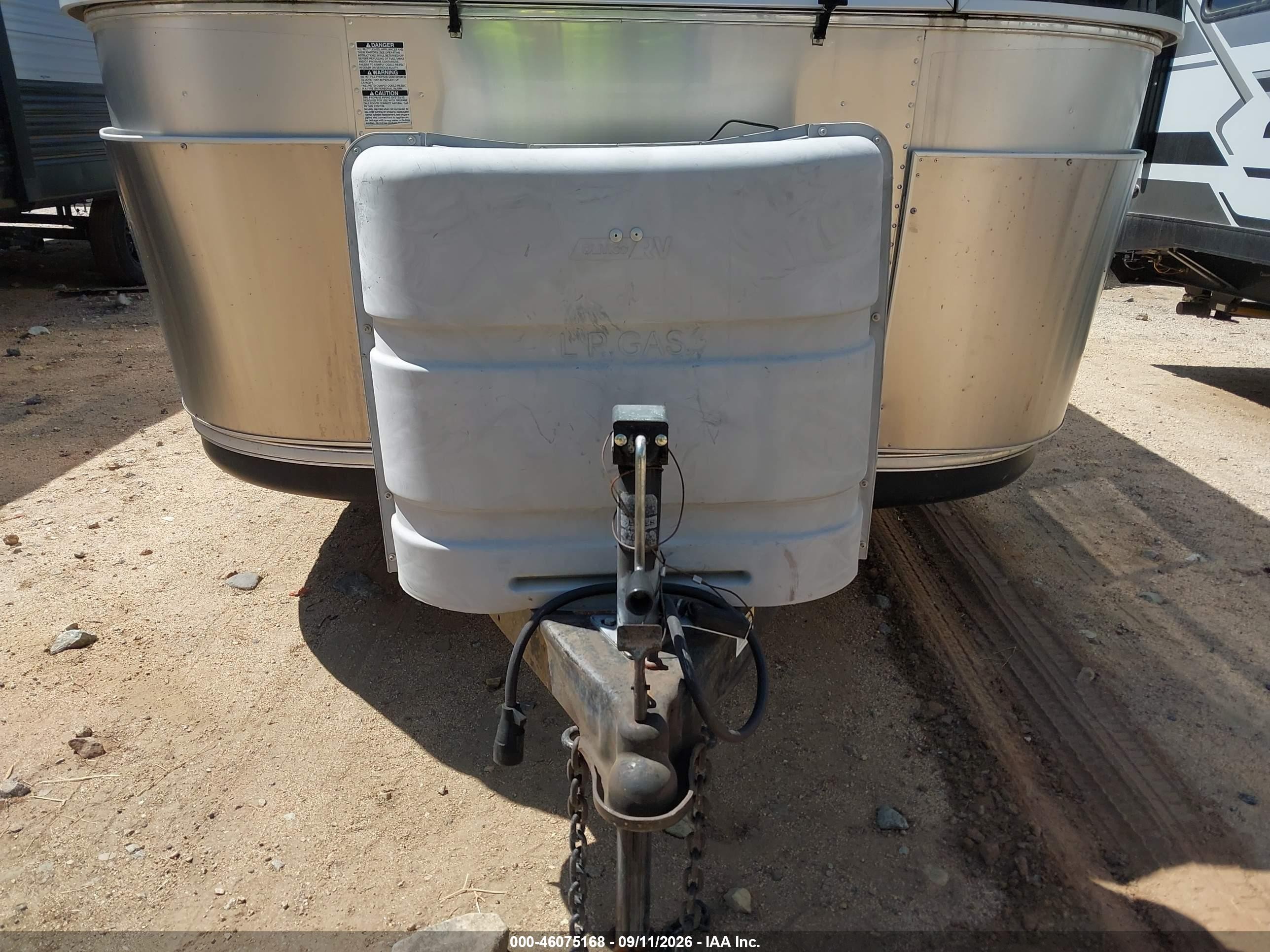 2012 Airstream Sport VIN 1STVRTF12CJ525977 IAAI salvage auction — Rear End, Salvage (California), sold $6,000 on 2026-09-28 (photo 7)