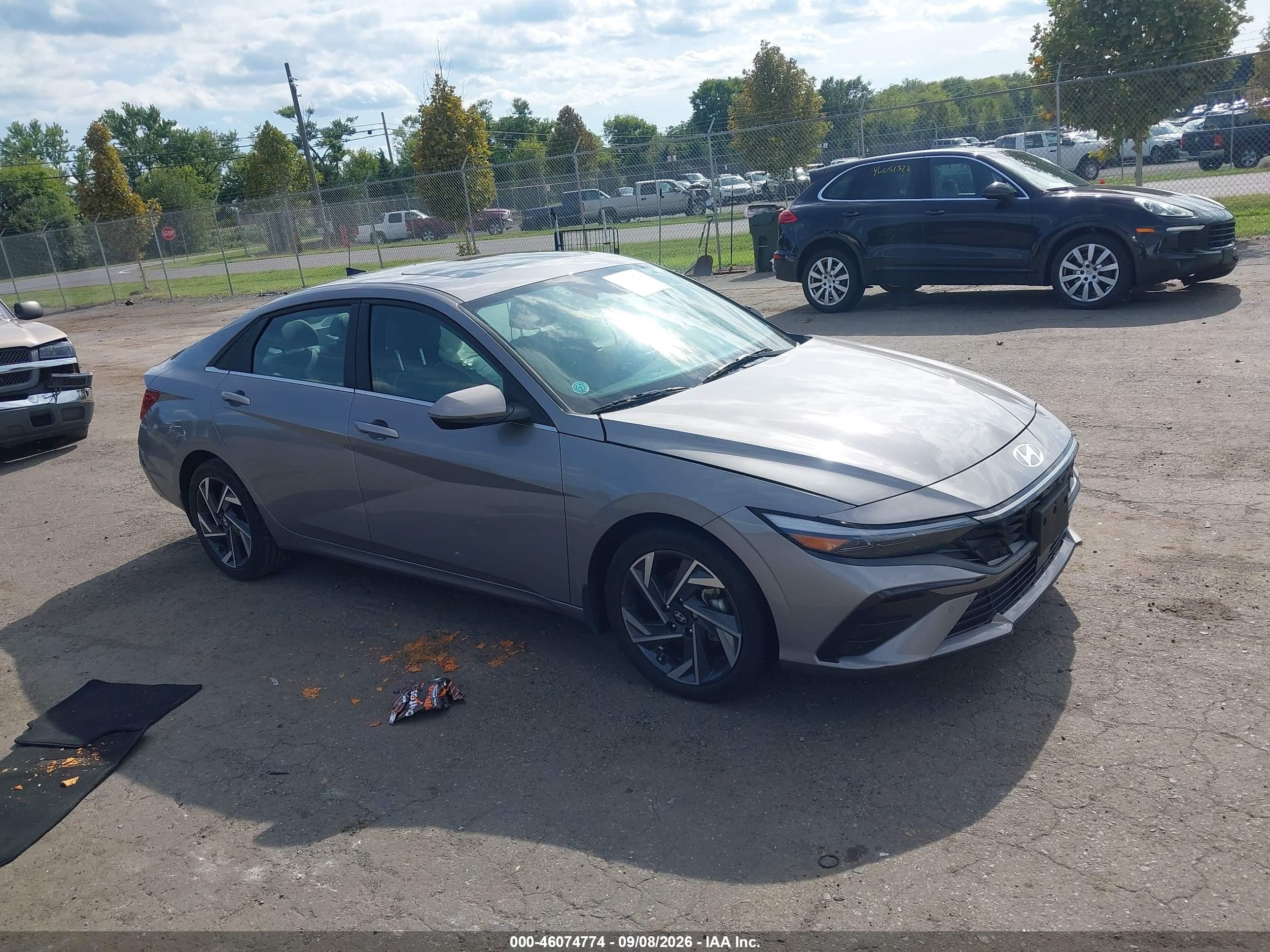 2024 Hyundai Elantra VIN KMHLN4DJ6RU093892 — IAAI salvage auction photo