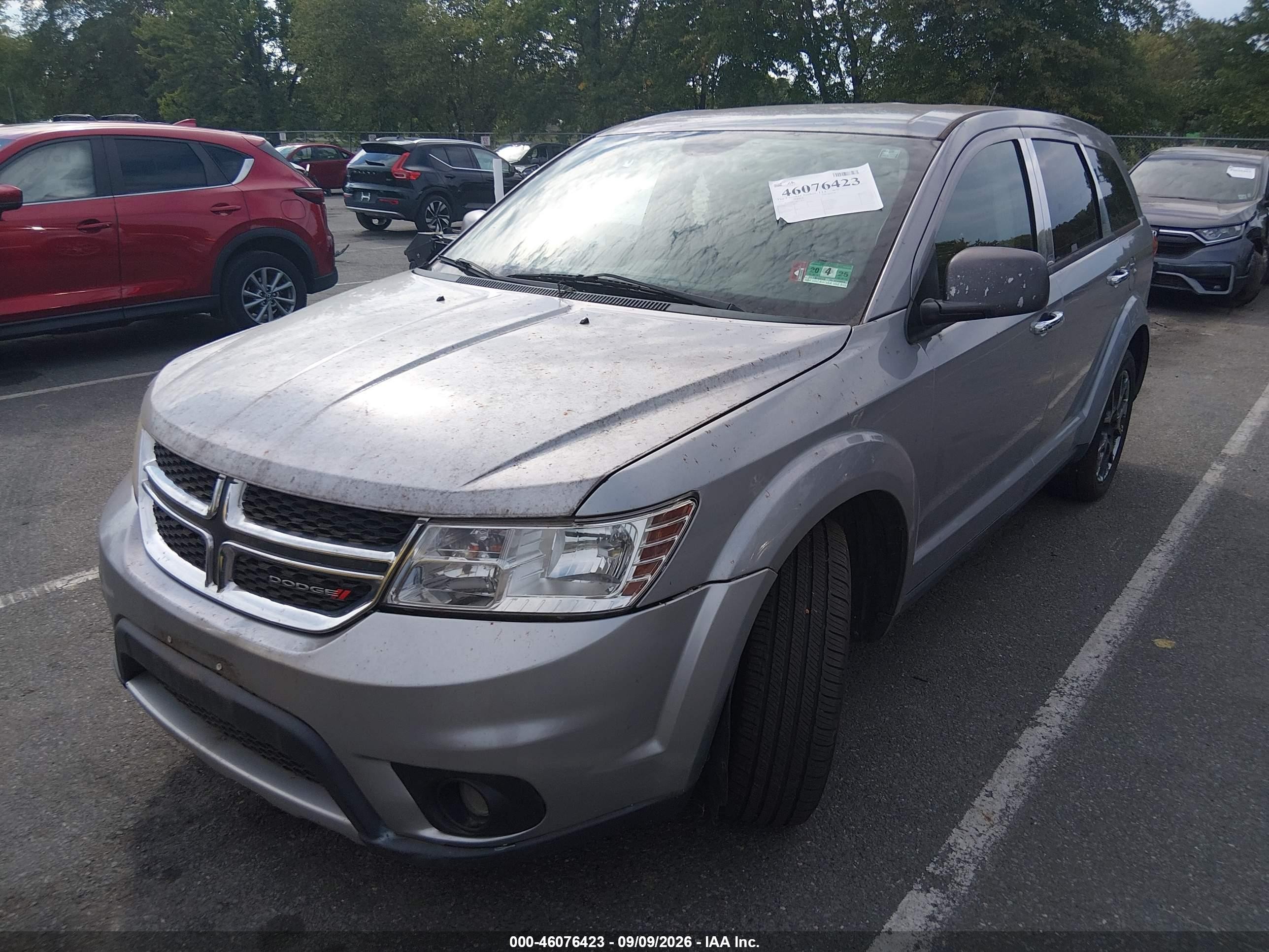 2016 Dodge Journey VIN 3C4PDDEG4GT189913 IAAI salvage auction — Side, Clear (New Jersey), sold $1,350 on 2026-09-29 (photo 2)