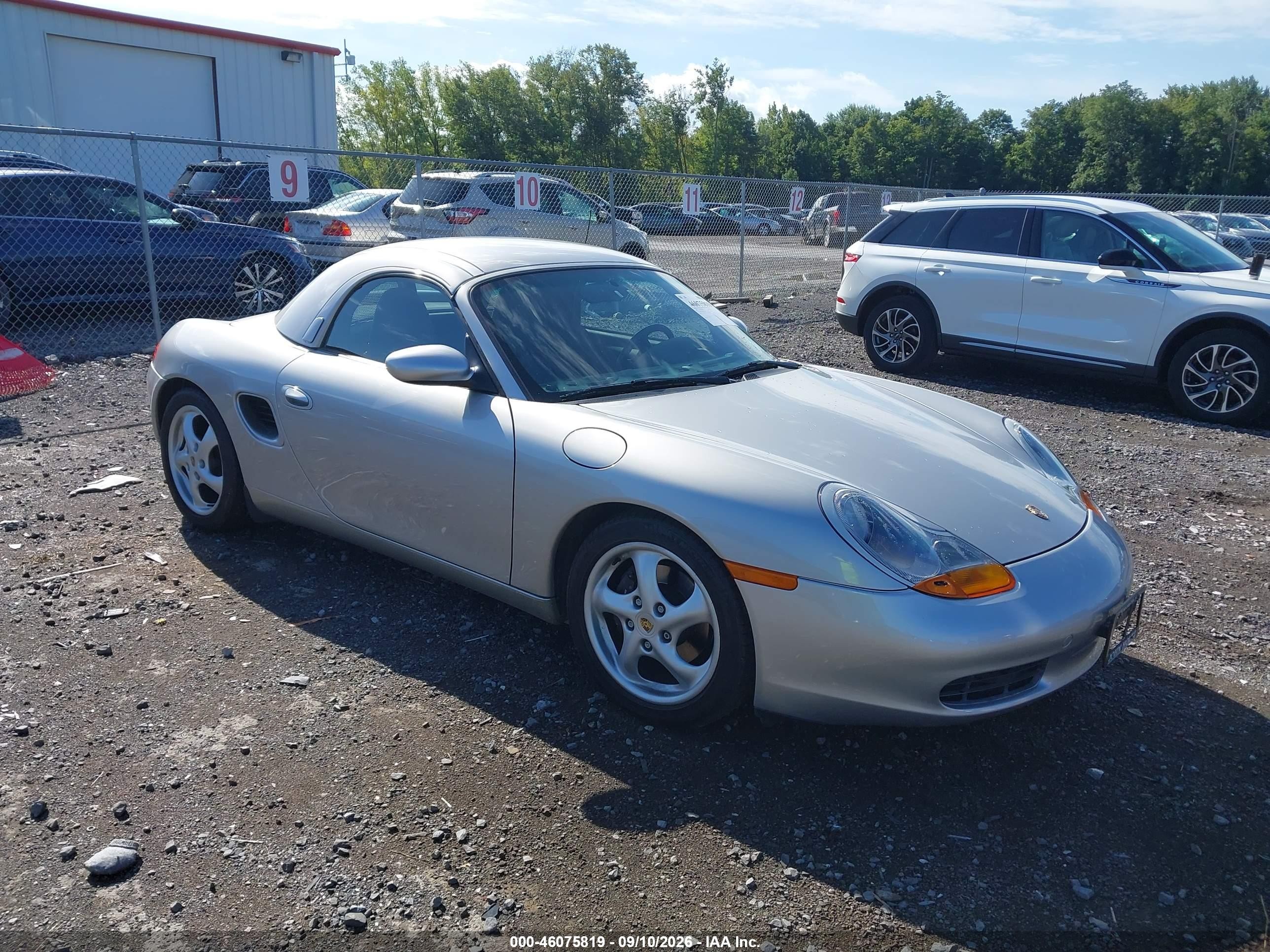 1998 Porsche Boxster VIN WP0CA2989WU622290 — IAAI salvage auction photo