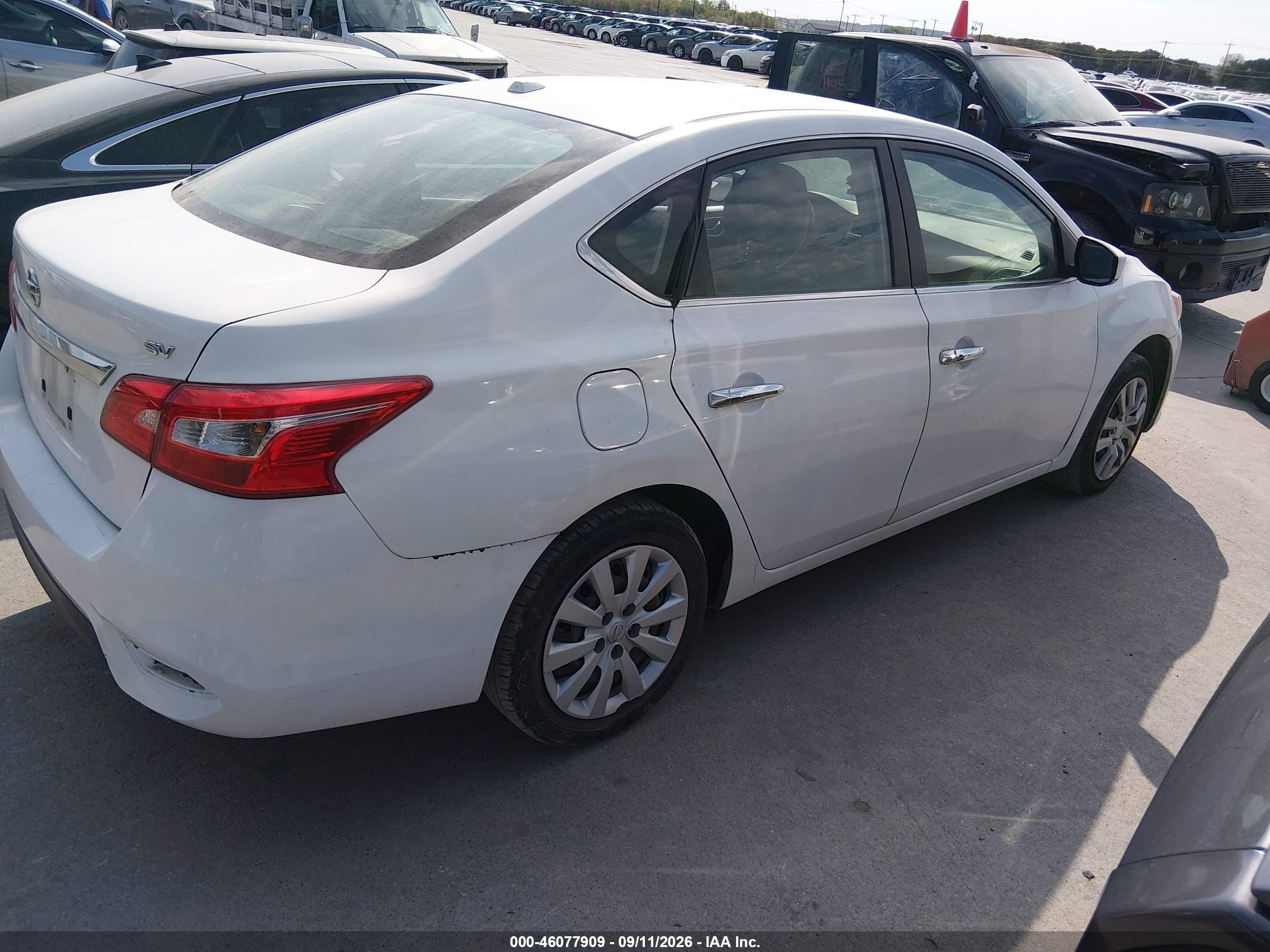 2017 Nissan Sentra VIN 3N1AB7AP1HL657295 IAAI salvage auction — Normal Wear, Salvage Rebuilt (North Carolina), sold $2,100 on 2026-09-29 (photo 4)
