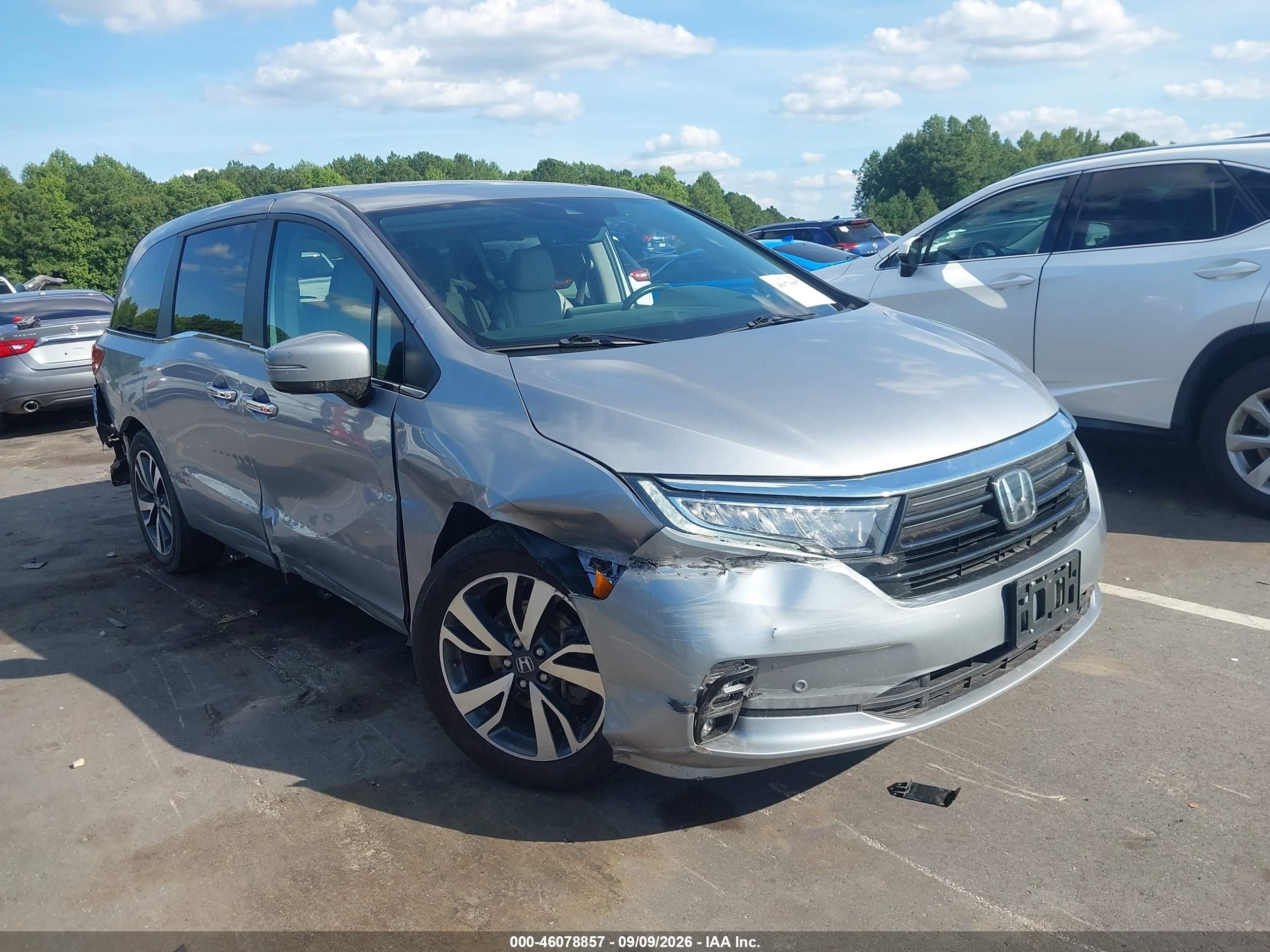 2021 Honda Odyssey VIN 5FNRL6H87MB000256 — IAAI salvage auction photo
