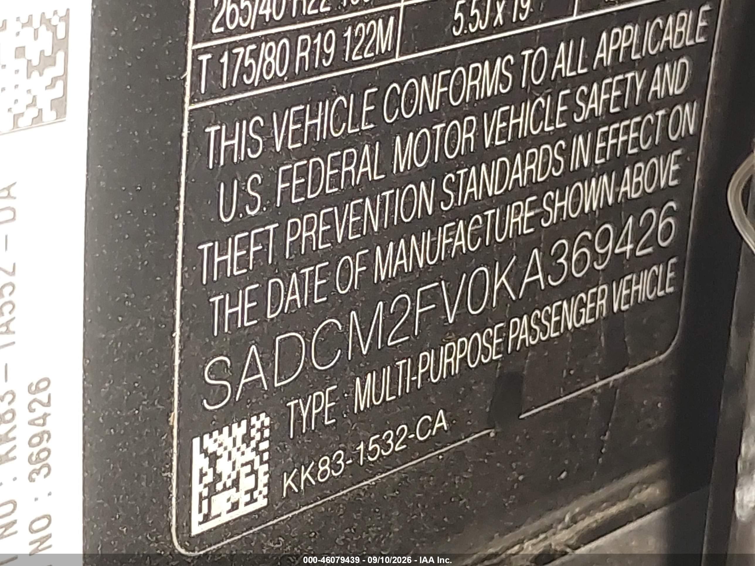 2019 Jaguar F-Pace VIN SADCM2FV0KA369426 IAAI salvage auction — Side, Salvage (California), sold $8,100 on 2026-09-14 (photo 9)
