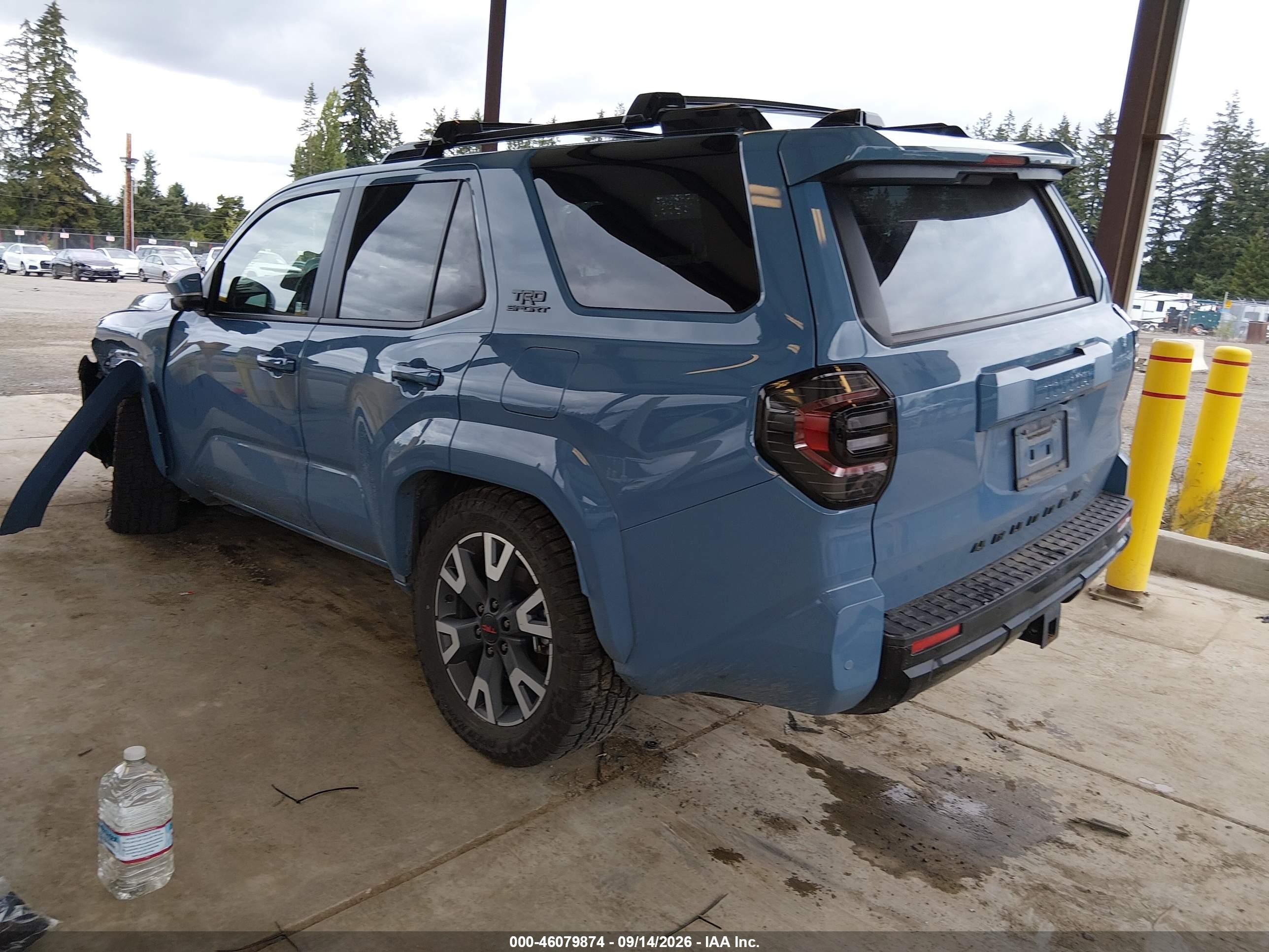2025 Toyota 4runner VIN JTEVA5BR7S5067269 IAAI salvage auction — Unknown, Bill Of Sale (Washington), sold $33,250 on 2026-09-23 (photo 3)