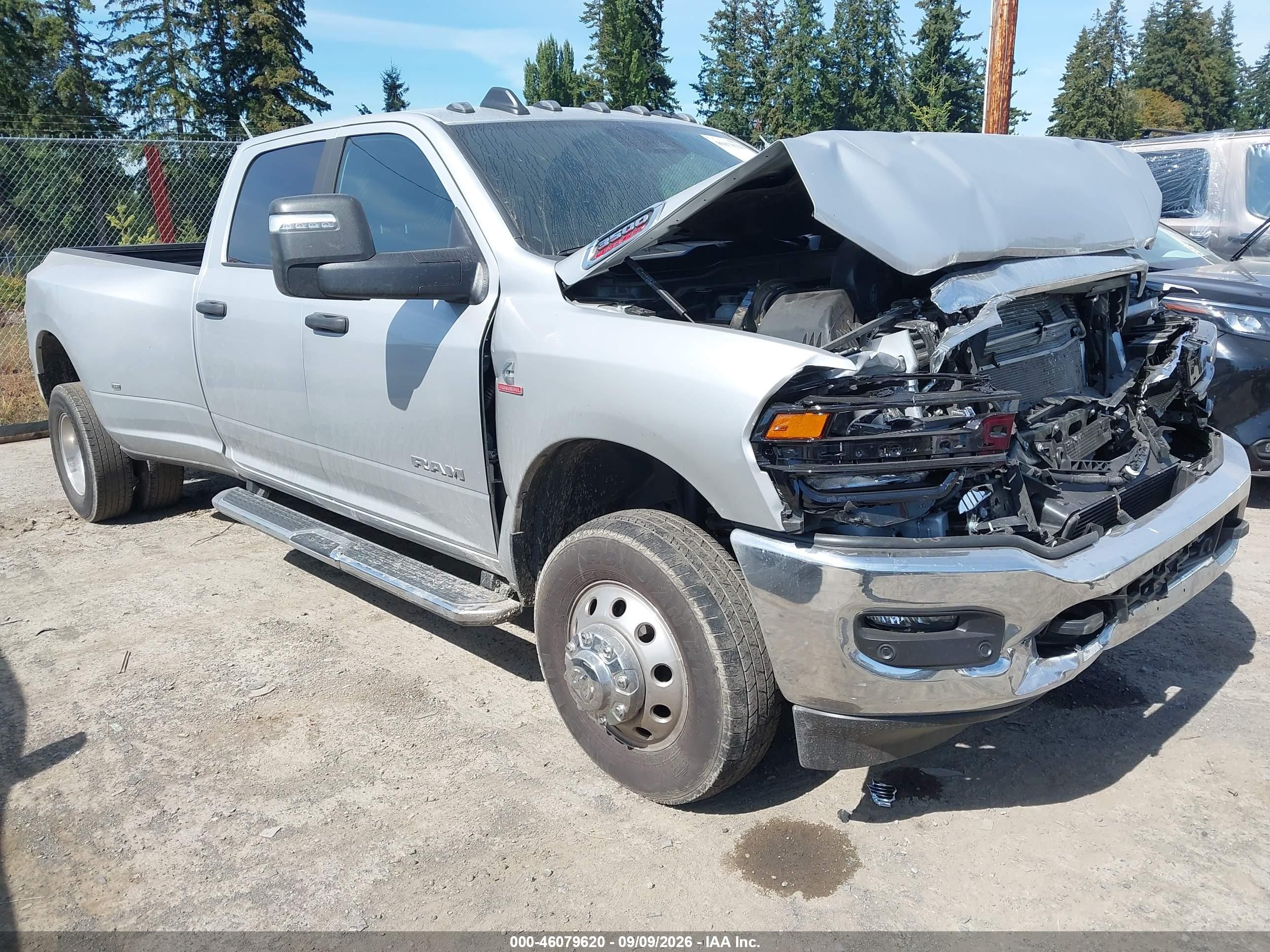2026 Ram 3500 VIN 3C63RRHL3TG250345 — IAAI salvage auction photo
