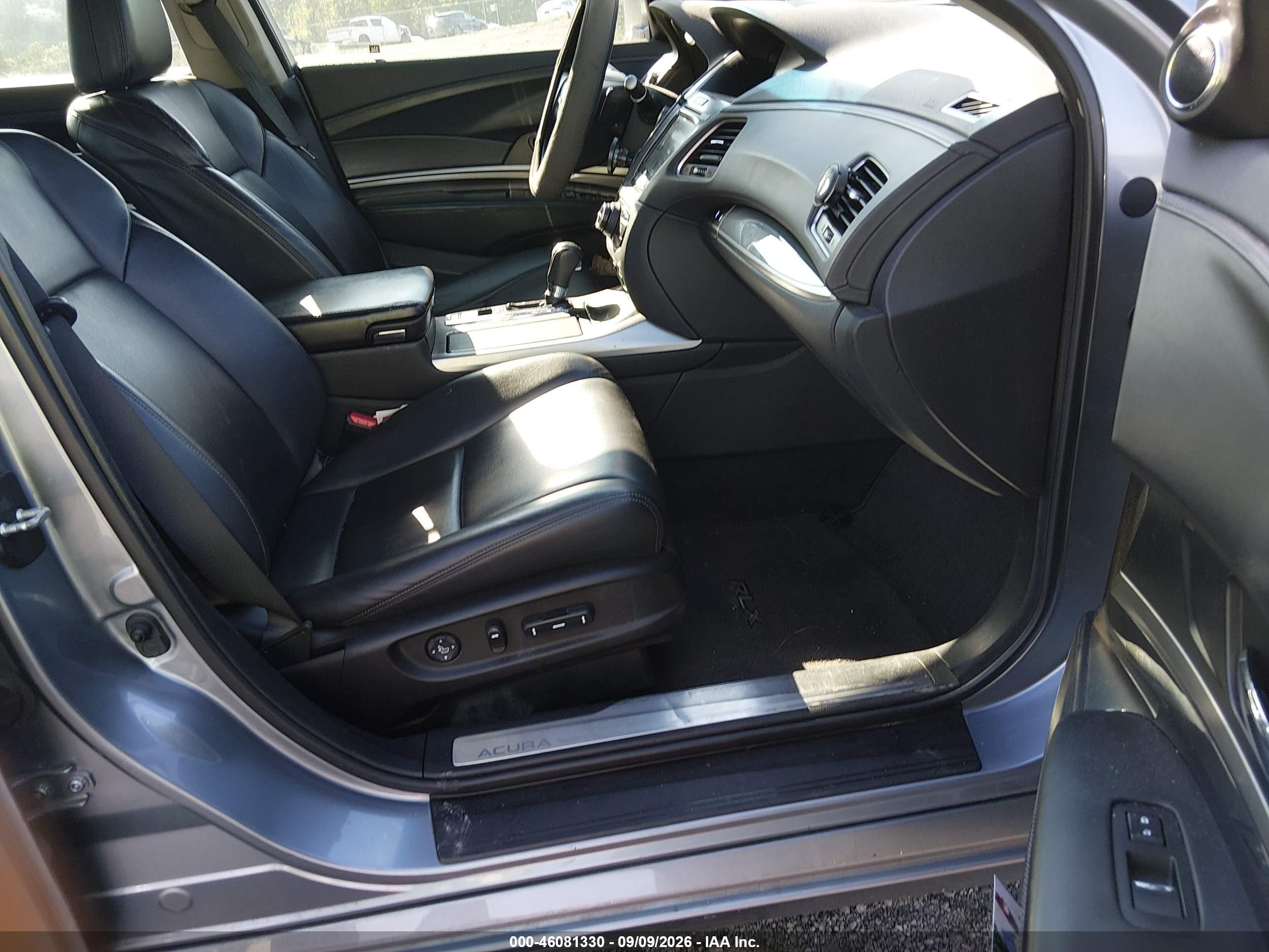 2014 Acura RLX VIN JH4KC1F32EC002912 IAAI salvage auction — Normal Wear, Clear (New Jersey), sold $2,325 on 2026-09-25 (photo 5)
