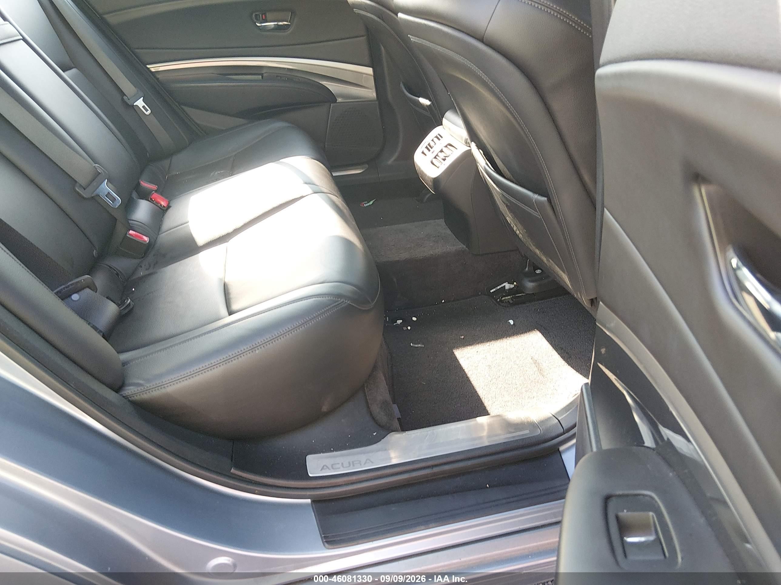2014 Acura RLX VIN JH4KC1F32EC002912 IAAI salvage auction — Normal Wear, Clear (New Jersey), sold $2,325 on 2026-09-25 (photo 8)