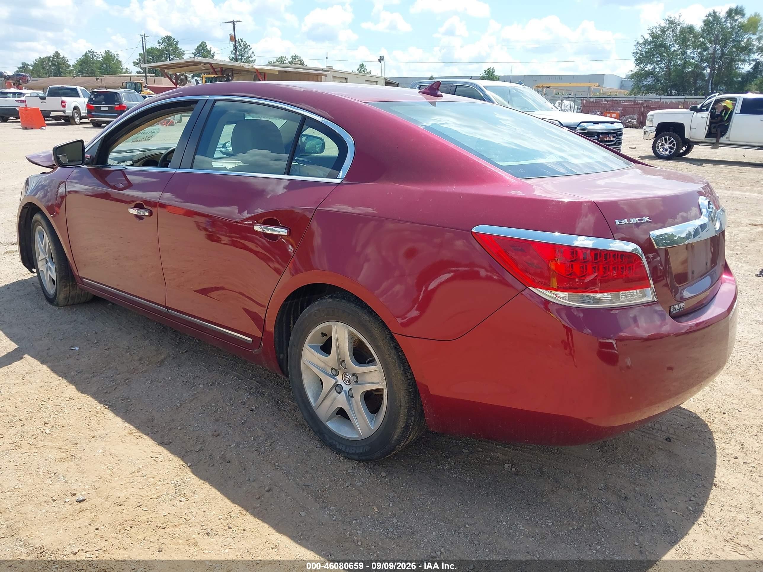 2010 Buick LaCrosse VIN 1G4GB5EG3AF148732 IAAI salvage auction — Front End, Salvage (Texas), sold $425 on 2026-09-25 (photo 3)