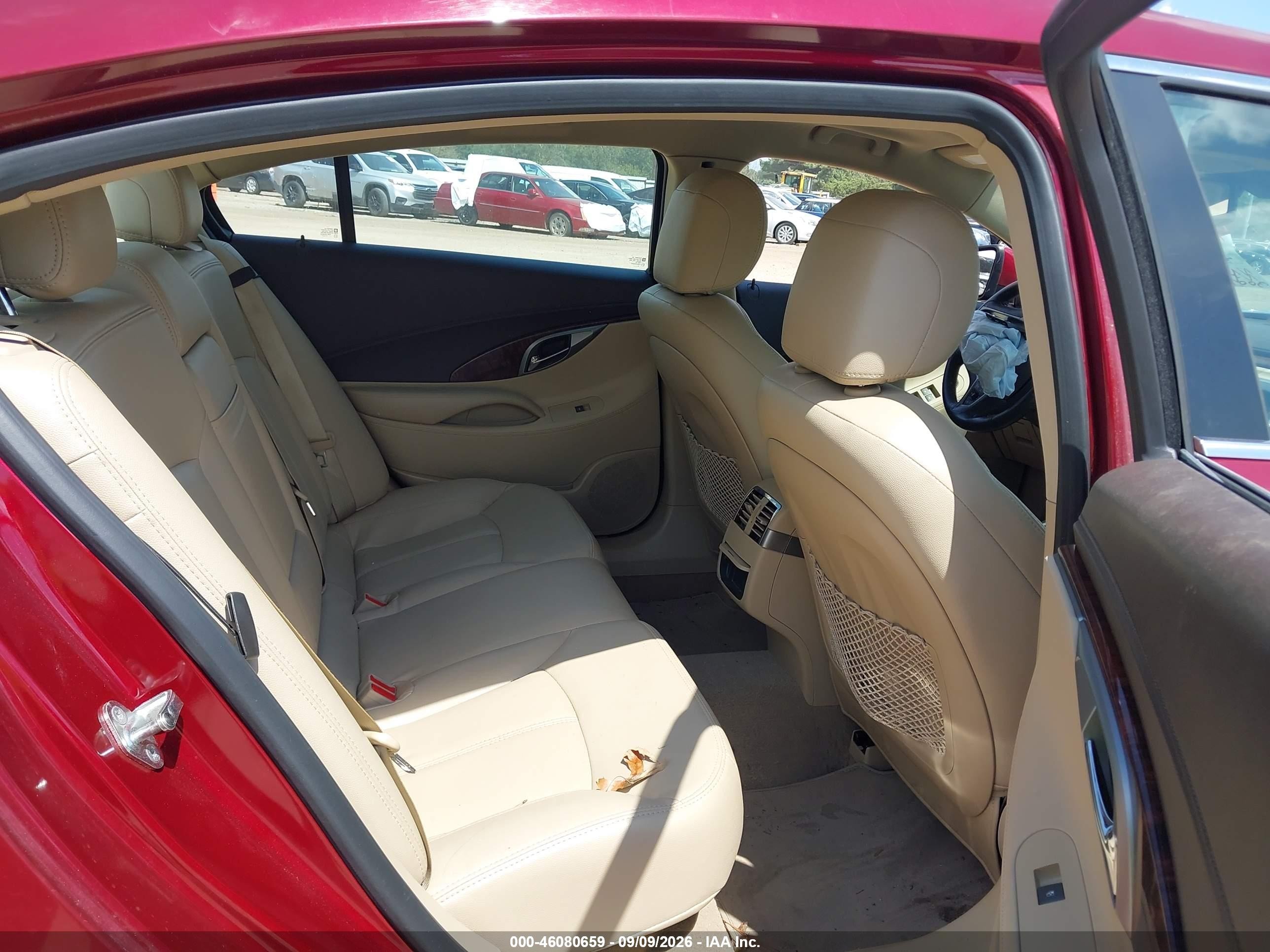 2010 Buick LaCrosse VIN 1G4GB5EG3AF148732 IAAI salvage auction — Front End, Salvage (Texas), sold $425 on 2026-09-25 (photo 8)