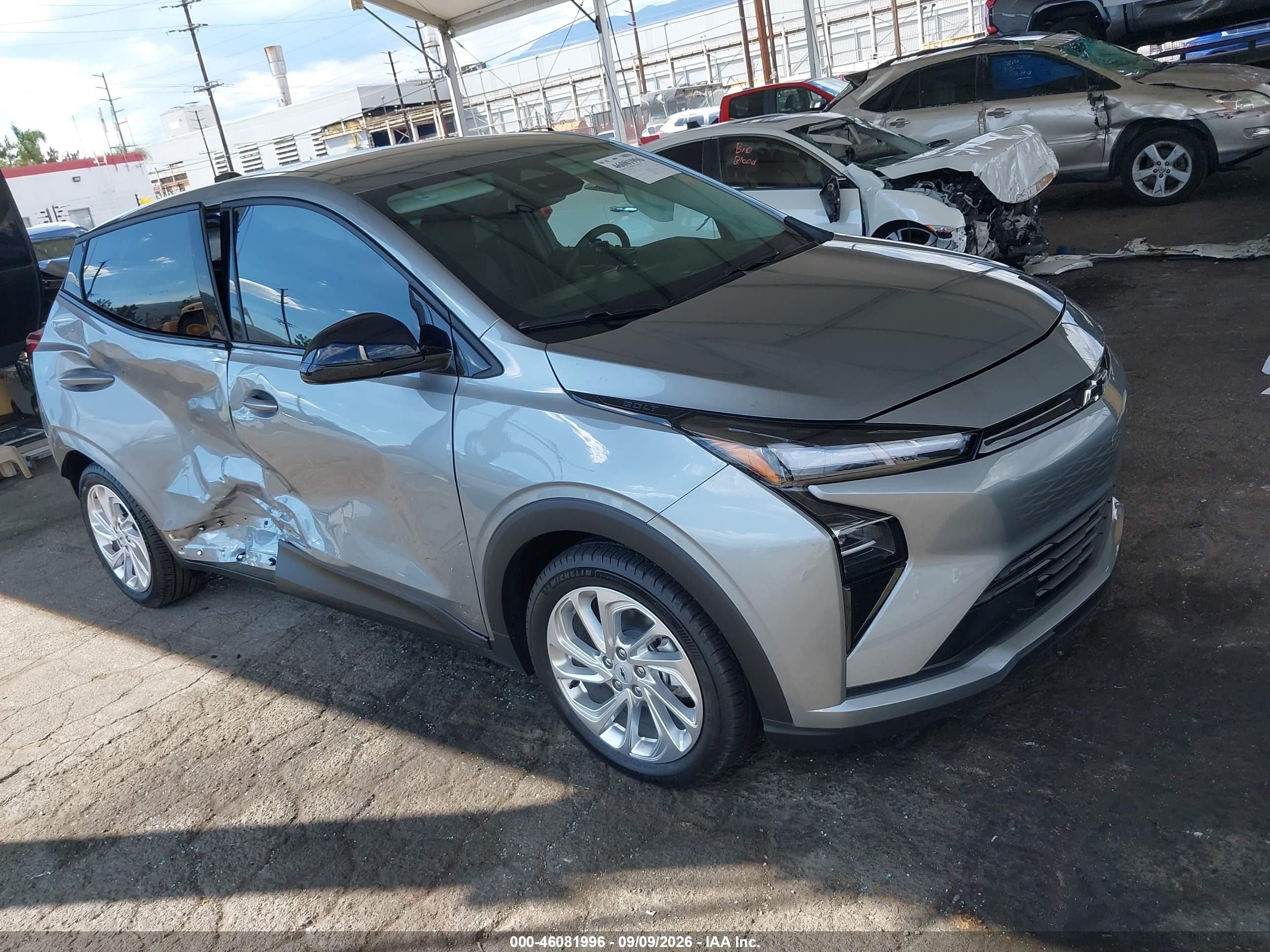 2027 Chevrolet Bolt EUV VIN 1G1FY6EV1VF108747 — IAAI salvage auction photo