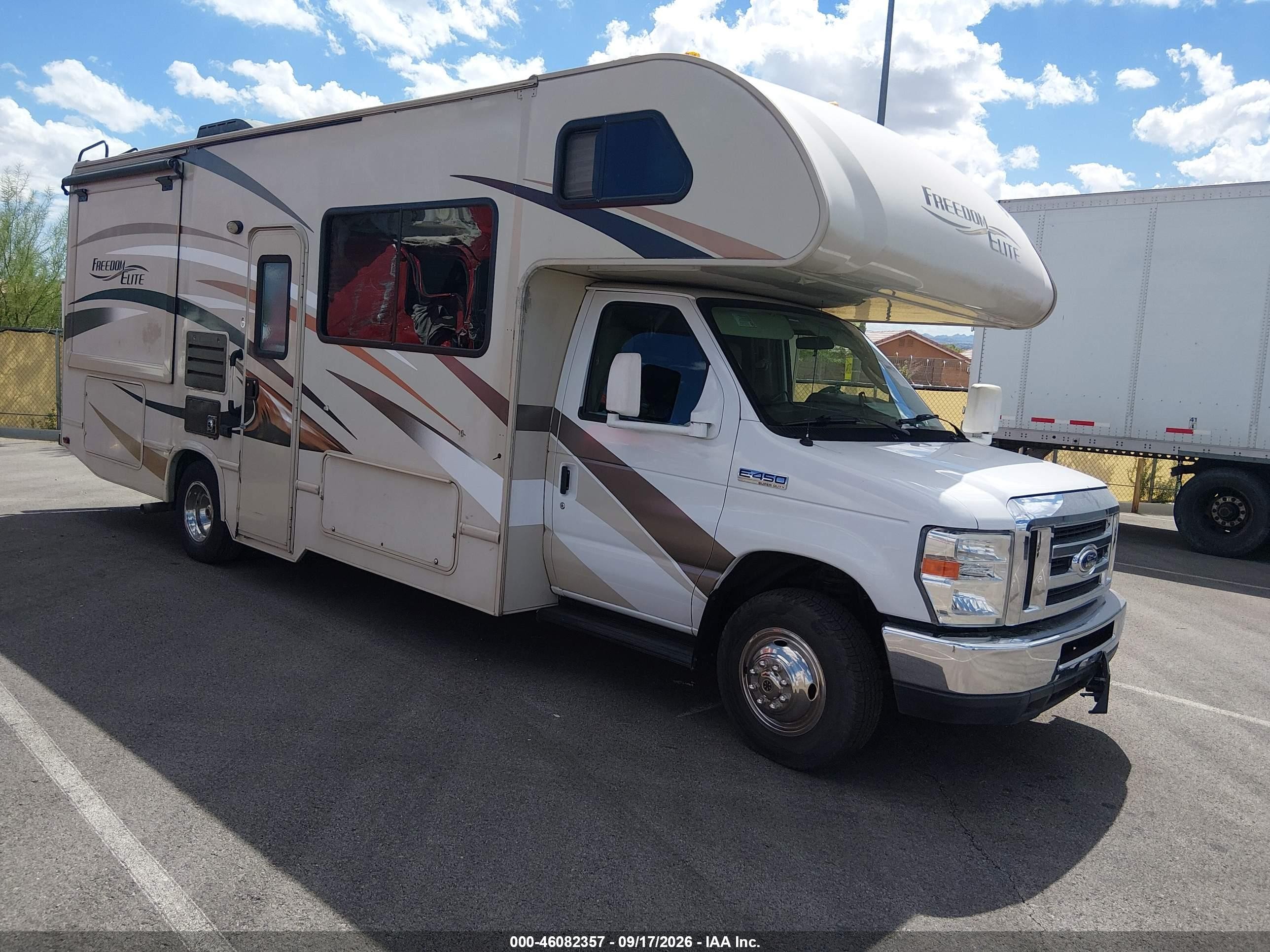 2016 Ford E-450 VIN 1FDXE4FS3GDC16472 — IAAI salvage auction photo