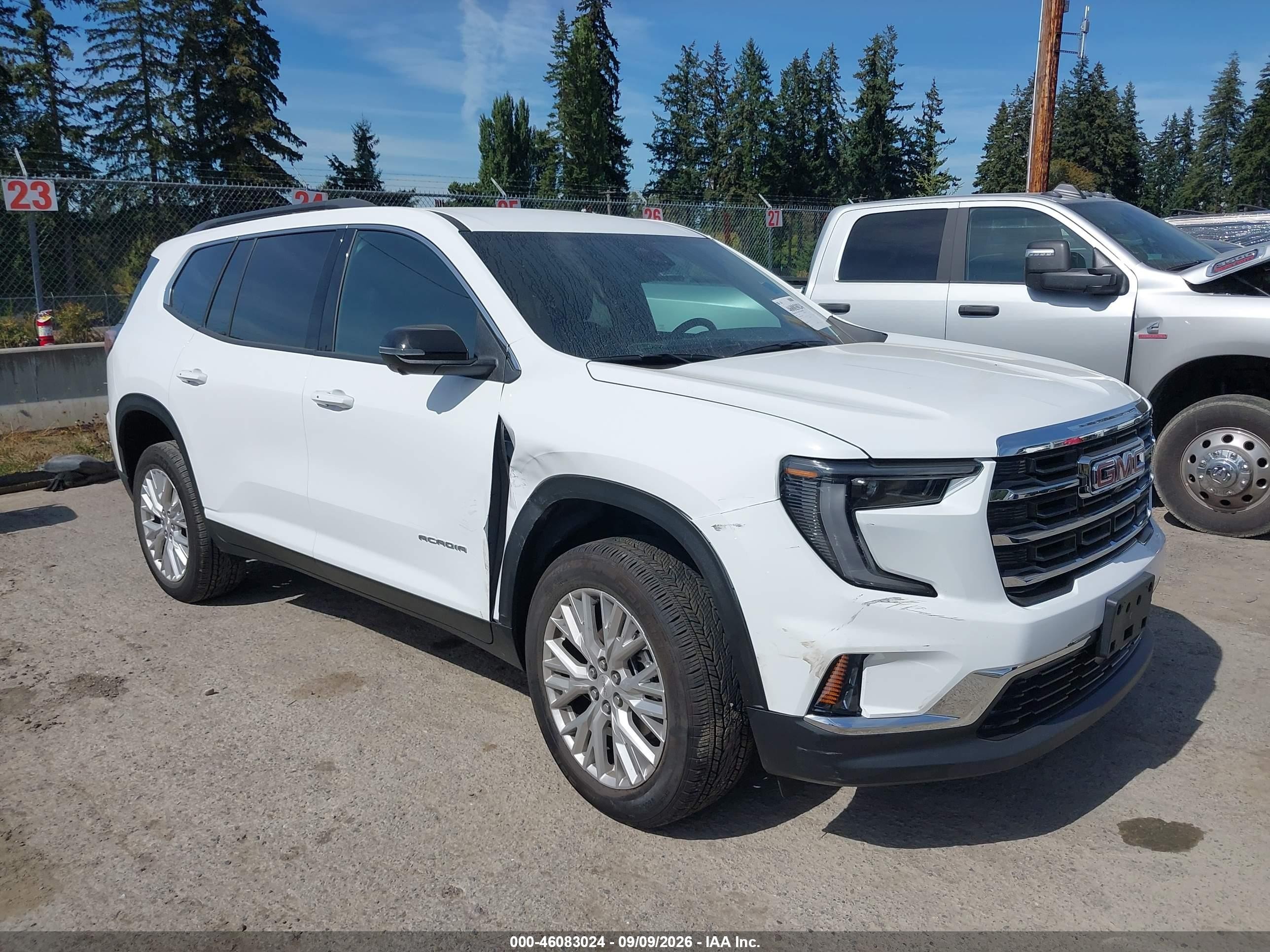 2026 GMC Acadia VIN 1GKENNKS1TJ362165 IAAI salvage auction — Side, Enterprise Vehicles Clear Only (Oregon), sold $26,250 on 2026-09-14 (photo 1)
