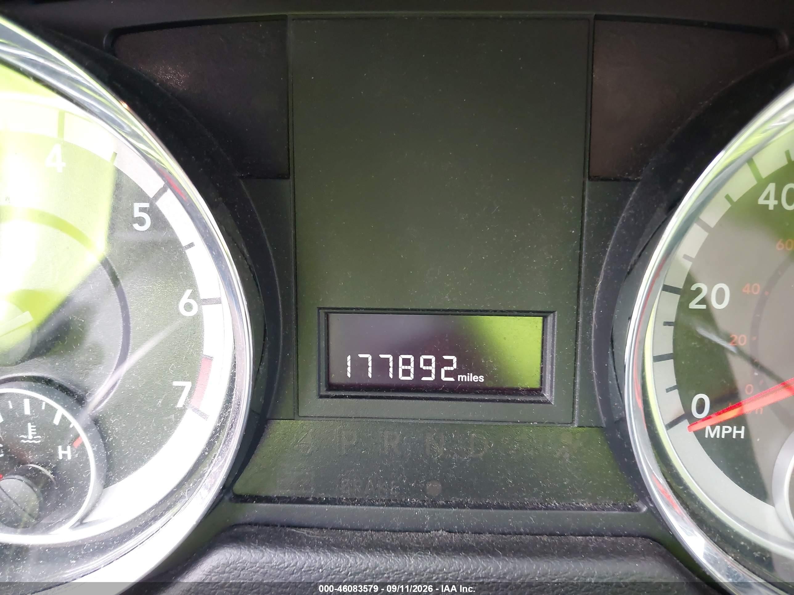 2013 Dodge Grand caravan VIN 2C4RDGCG4DR726341 IAAI salvage auction — Normal Wear, Clear (Maryland), sold $650 on 2026-10-03 (photo 7)
