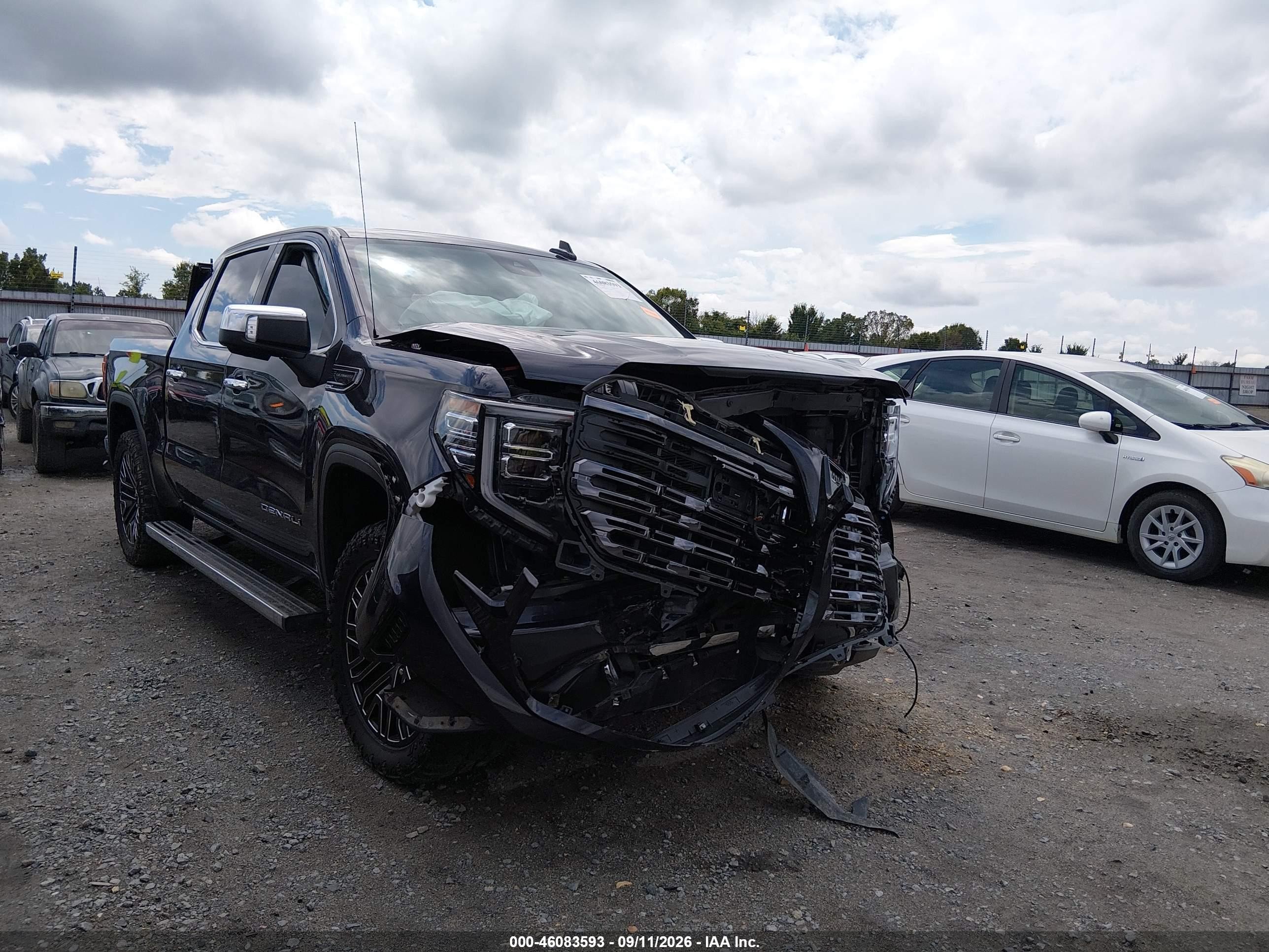 2022 GMC Sierra 1500 VIN 1GTUUHET6NZ639722 — IAAI salvage auction photo