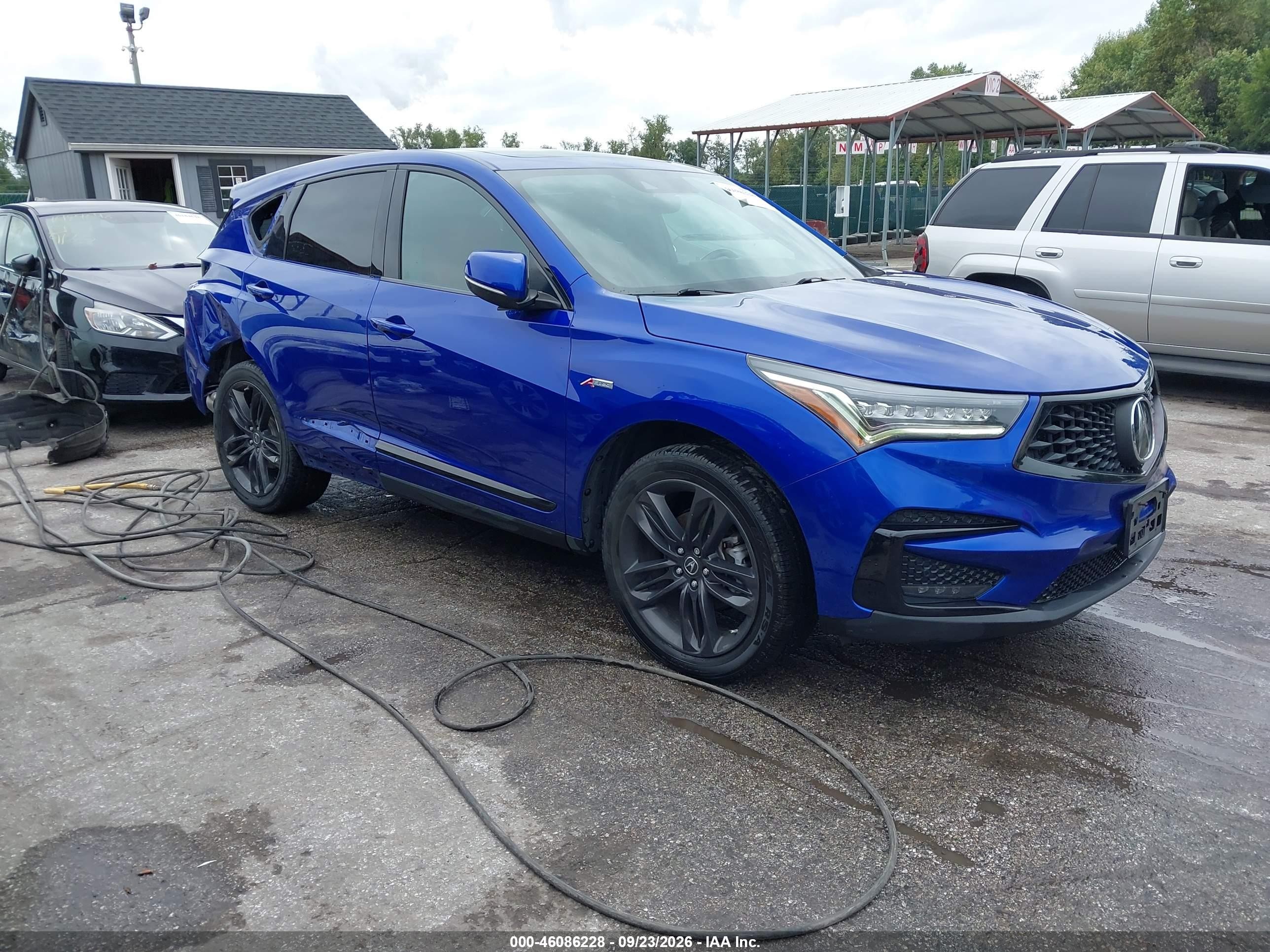 2019 Acura RDX VIN 5J8TC2H61KL017031 — IAAI salvage auction photo