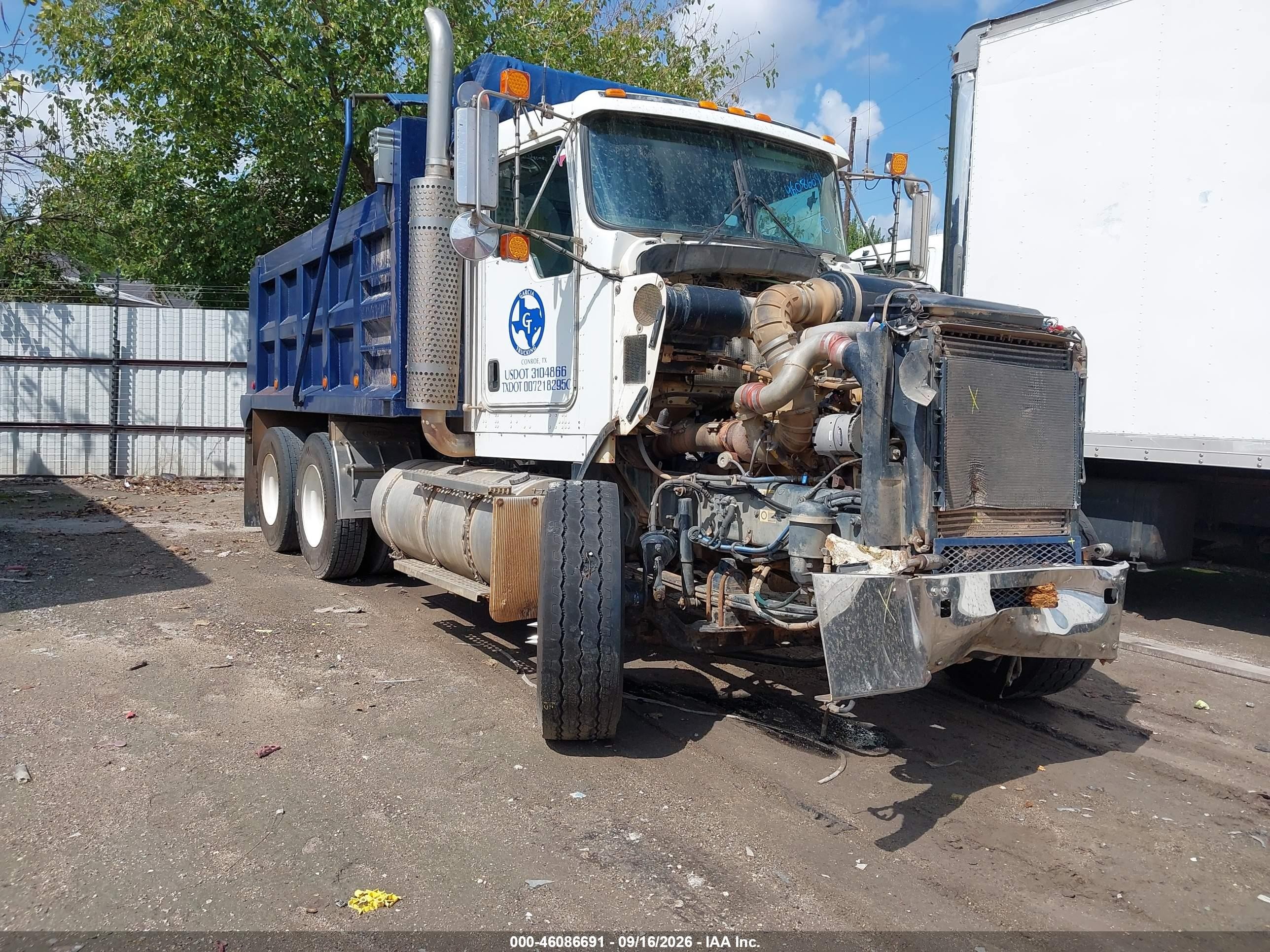 2003 Kenworth Construction VIN 1XKDDU9X03J898941 — IAAI salvage auction photo