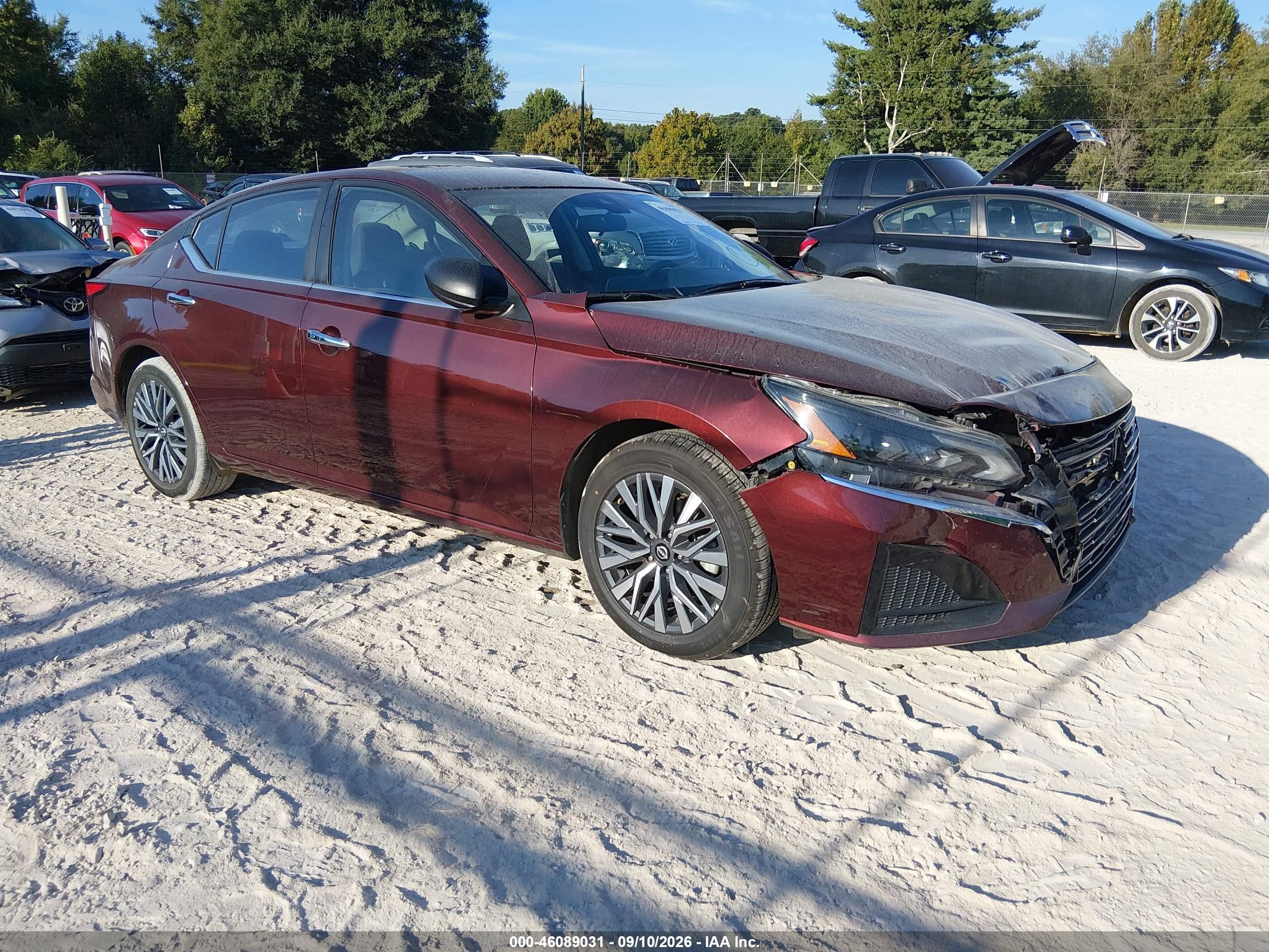 2025 Nissan Altima VIN 1N4BL4DV6SN363413 — IAAI salvage auction photo