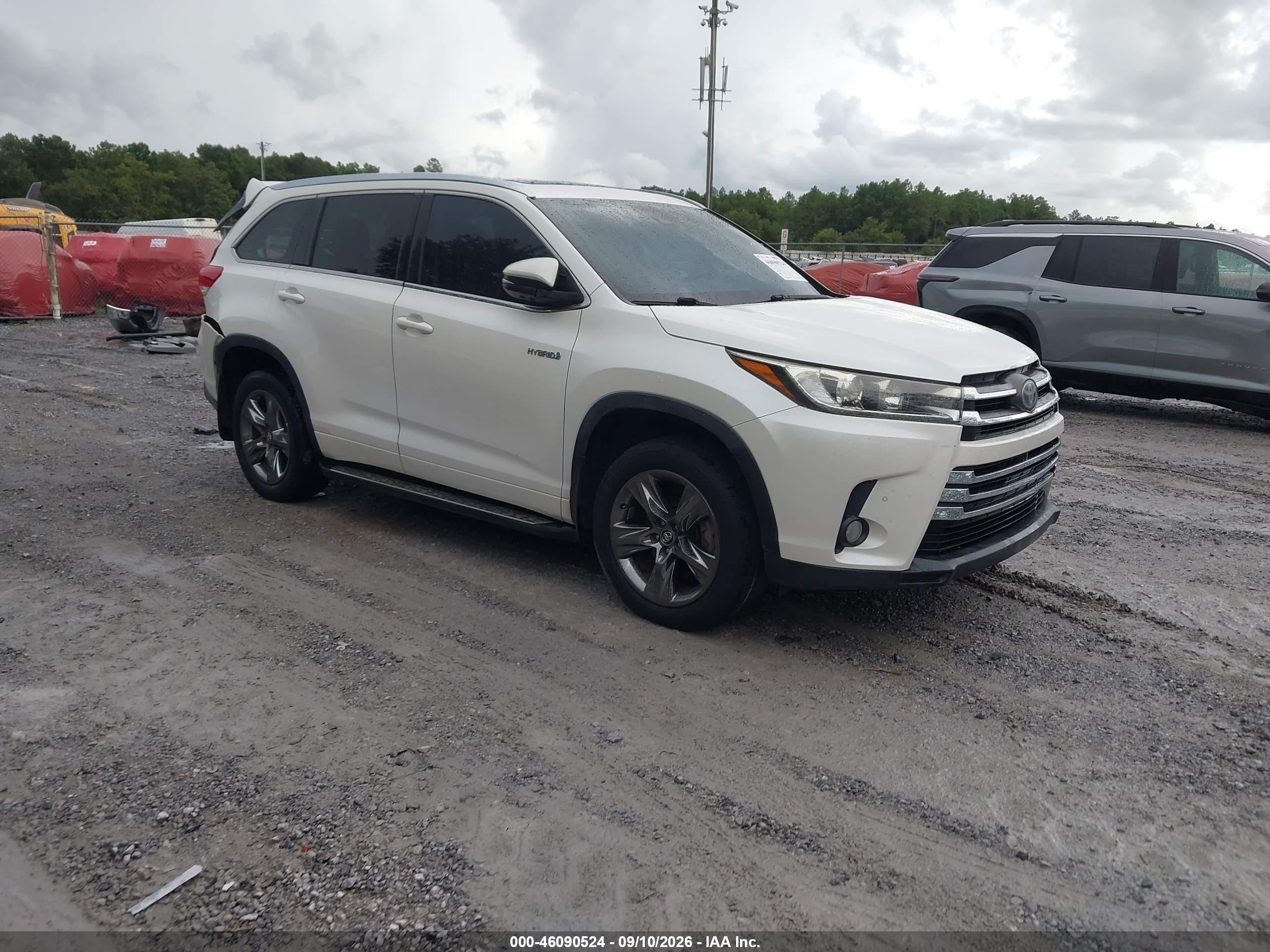2017 Toyota Highlander Hybrid VIN 5TDDGRFH6HS032085 — IAAI salvage auction photo