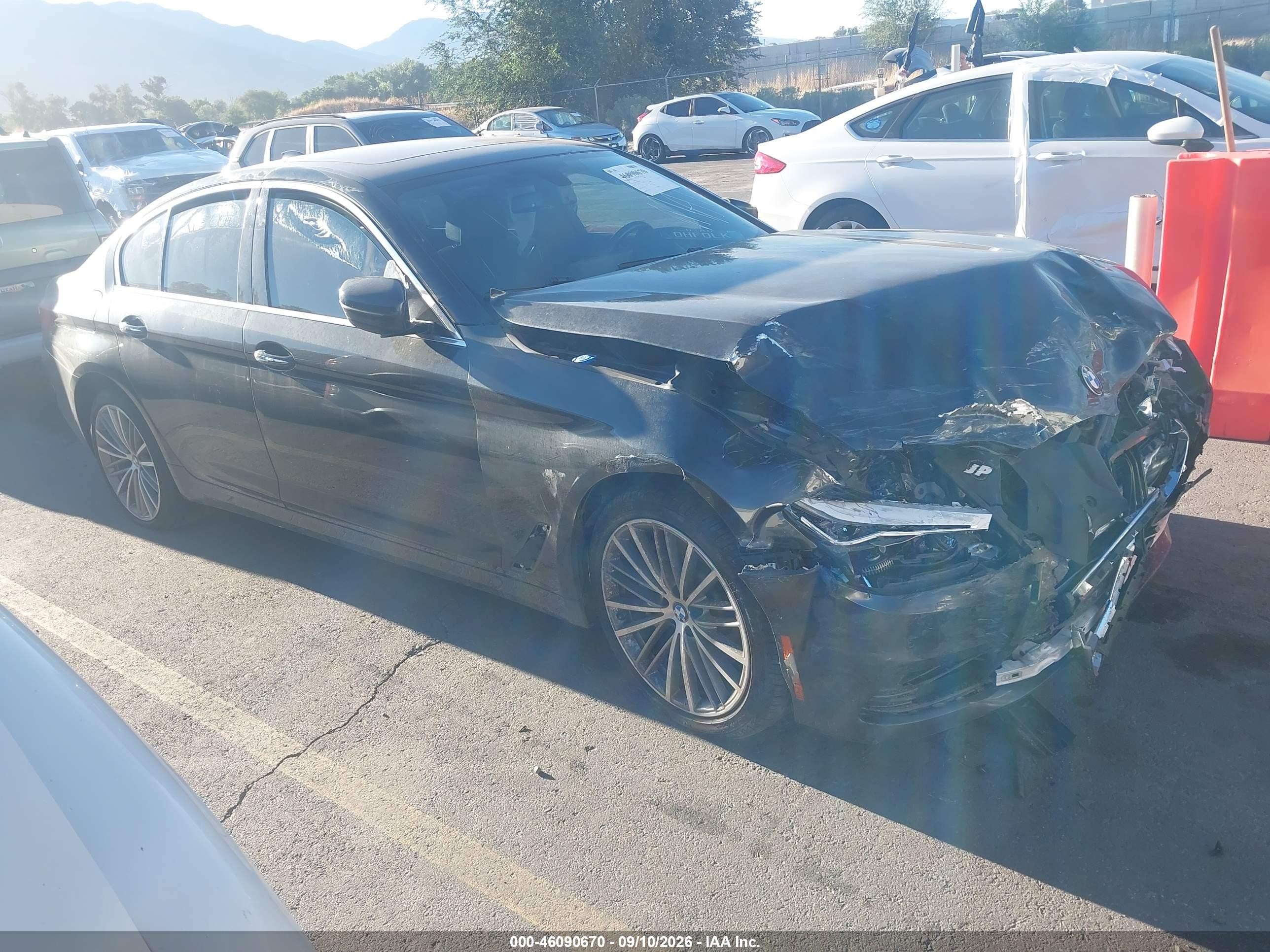 2017 BMW 5 Series VIN WBAJE7C37HWA03877 — IAAI salvage auction photo