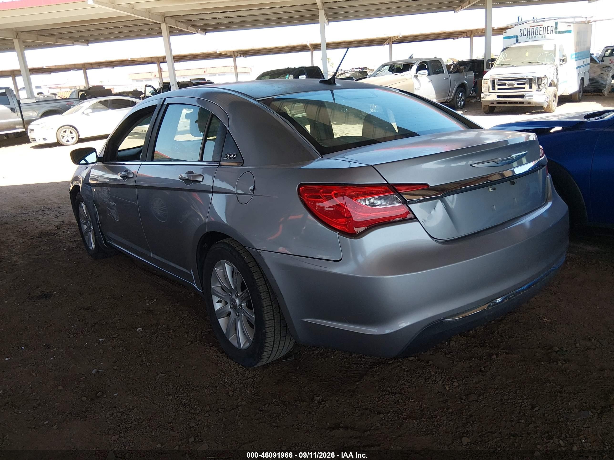 2013 Chrysler 200 VIN 1C3CCBBB4DN510203 IAAI salvage auction — Side, Salvage (Arizona), sold $675 on 2026-09-25 (photo 3)
